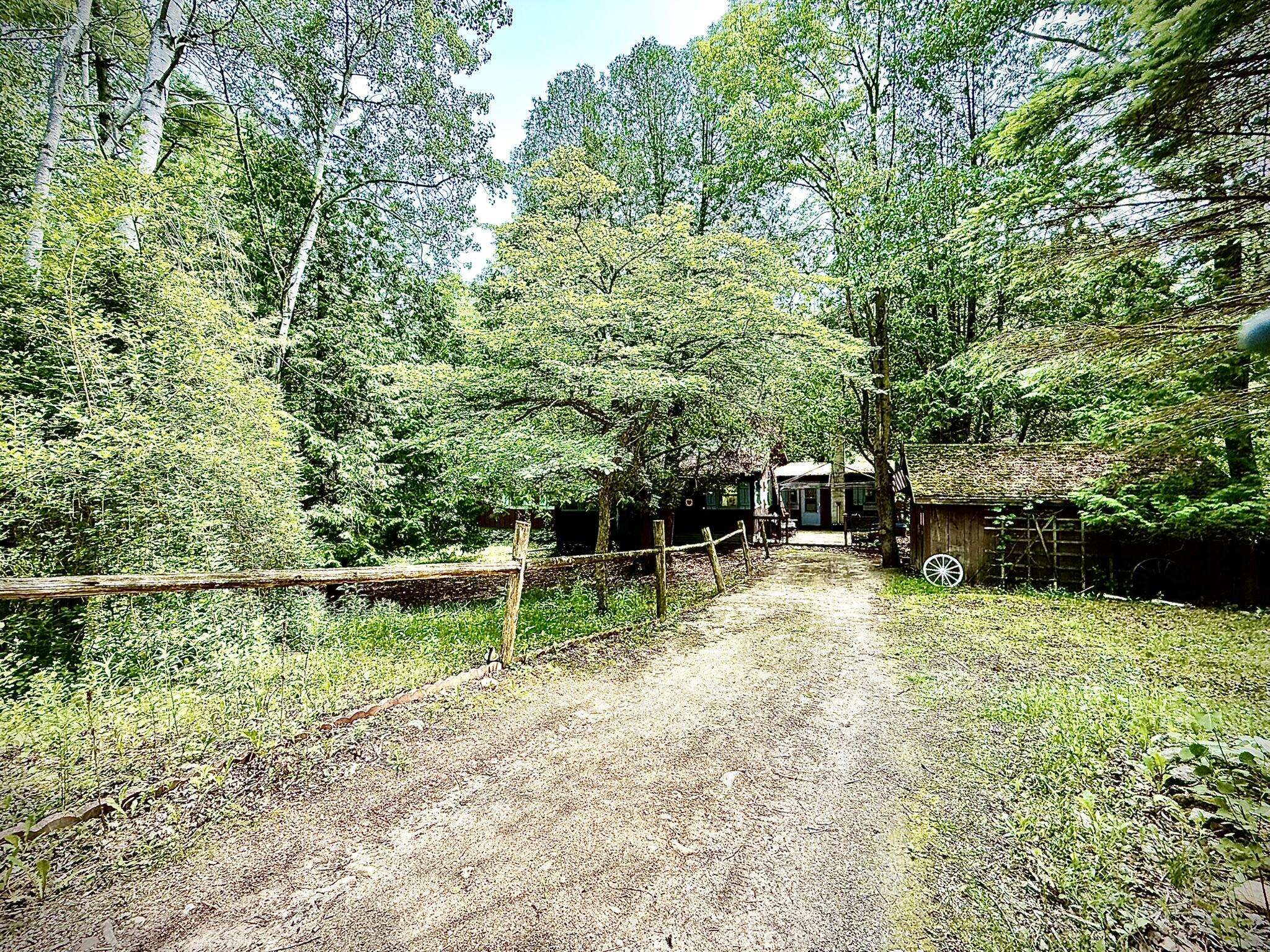 Franklin, WI 54247,12830 Thunder Hollow Rd