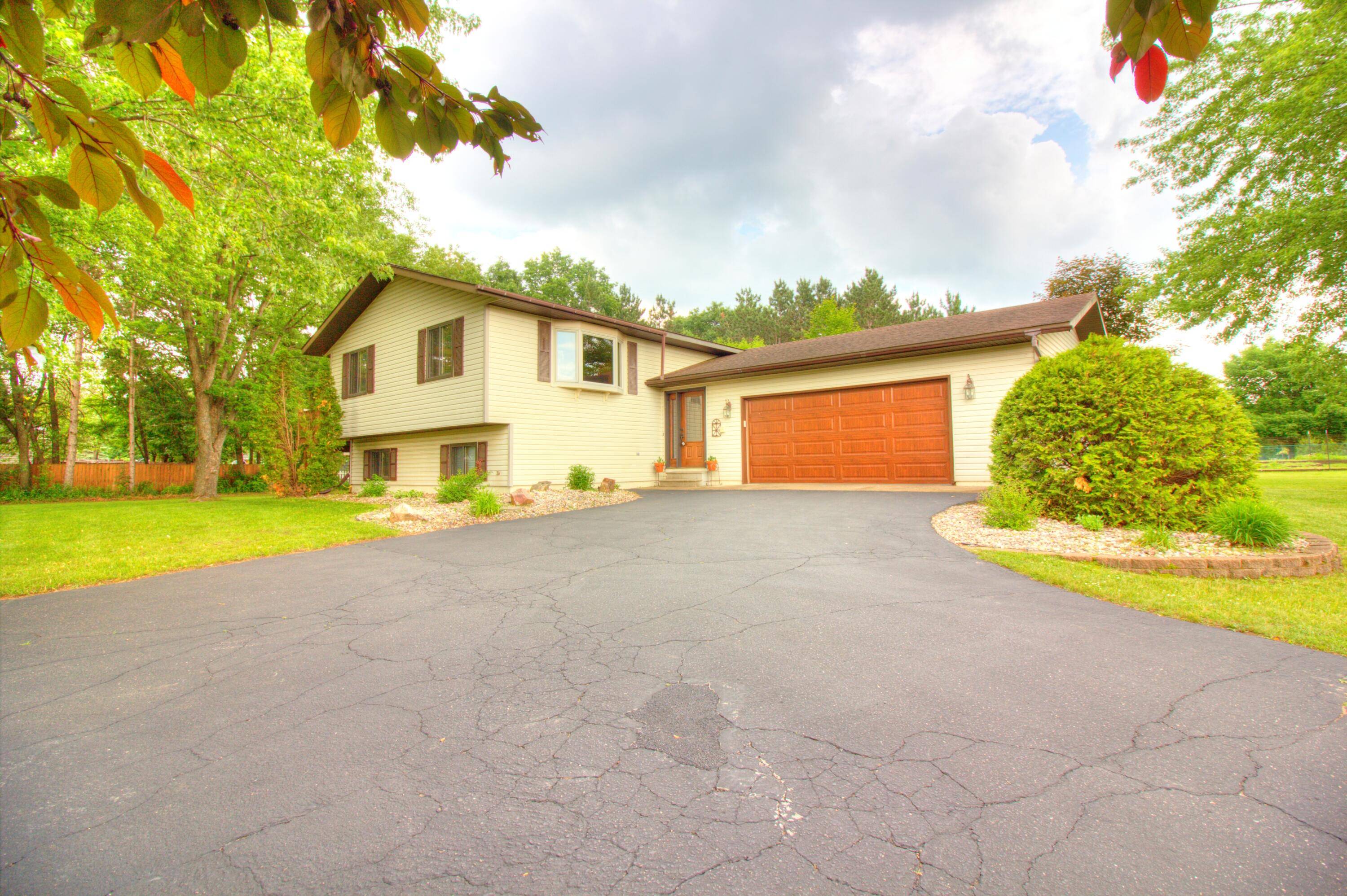 Kronenwetter, WI 54455,2119 Sunburst Ln