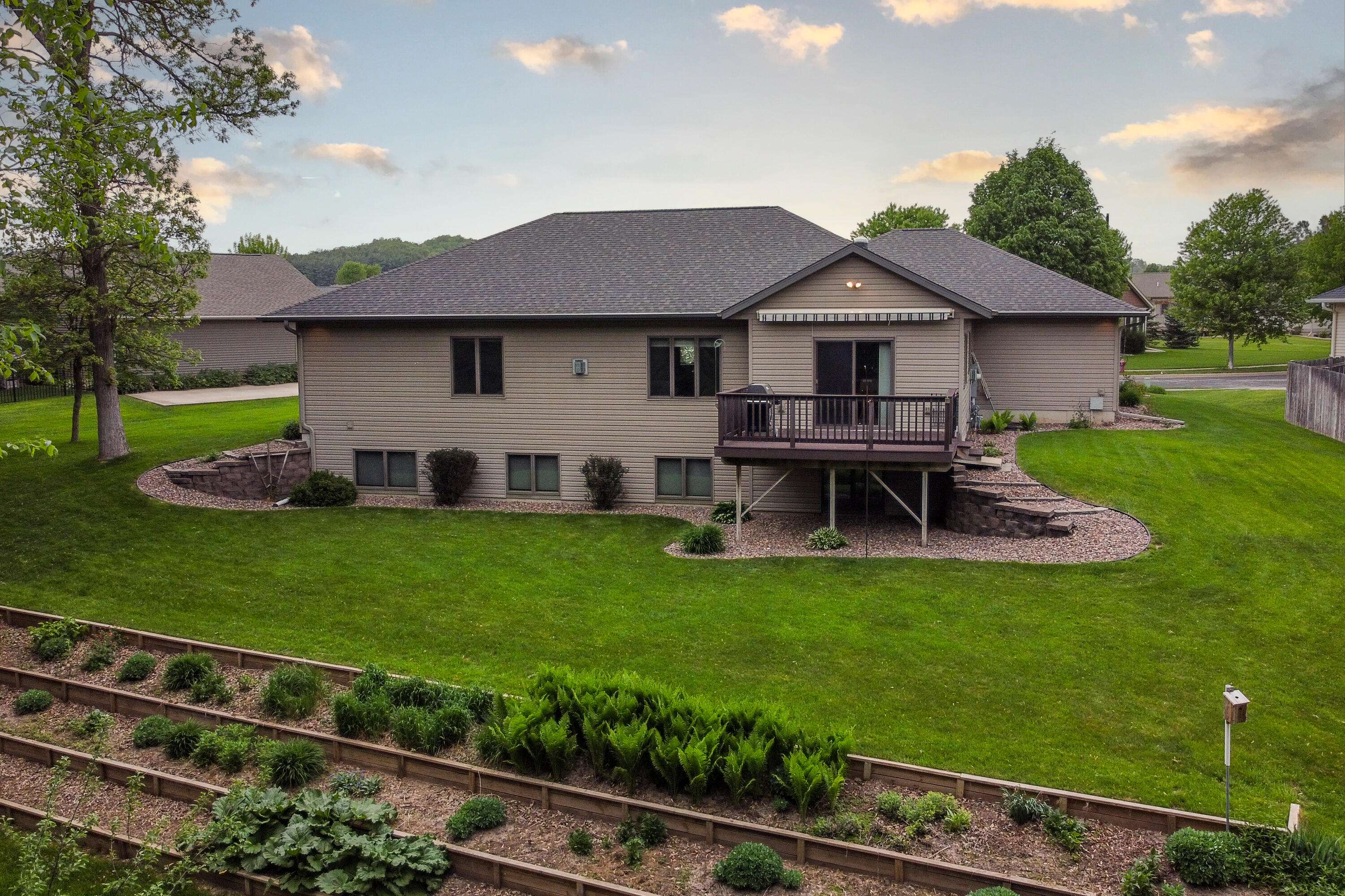 Holmen, WI 54636,426 Russell Dr S