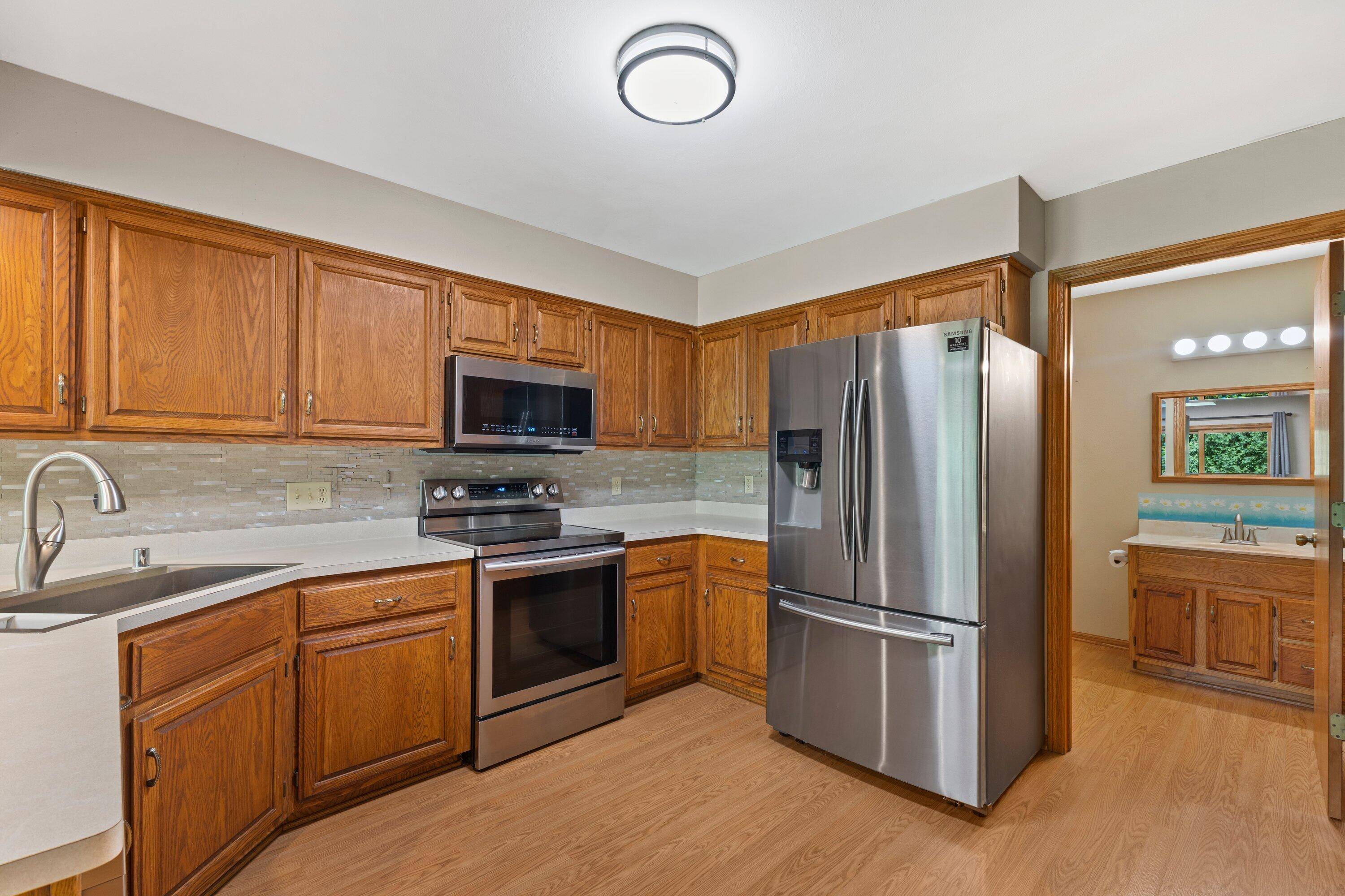 Pewaukee, WI 53072,N34W23895 Grace Ave