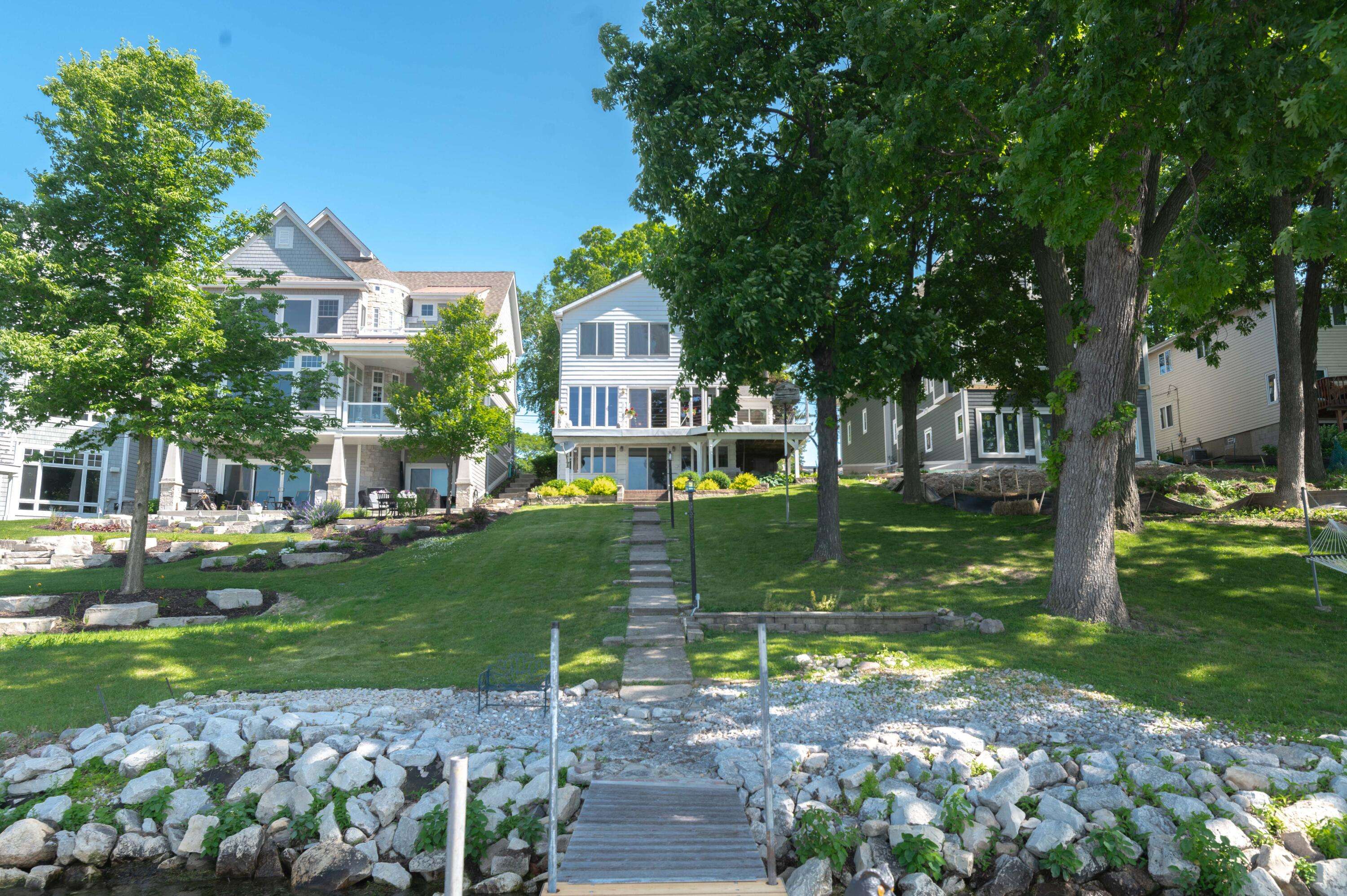 Pewaukee, WI 53072,N37W26713 Kopmeier Dr