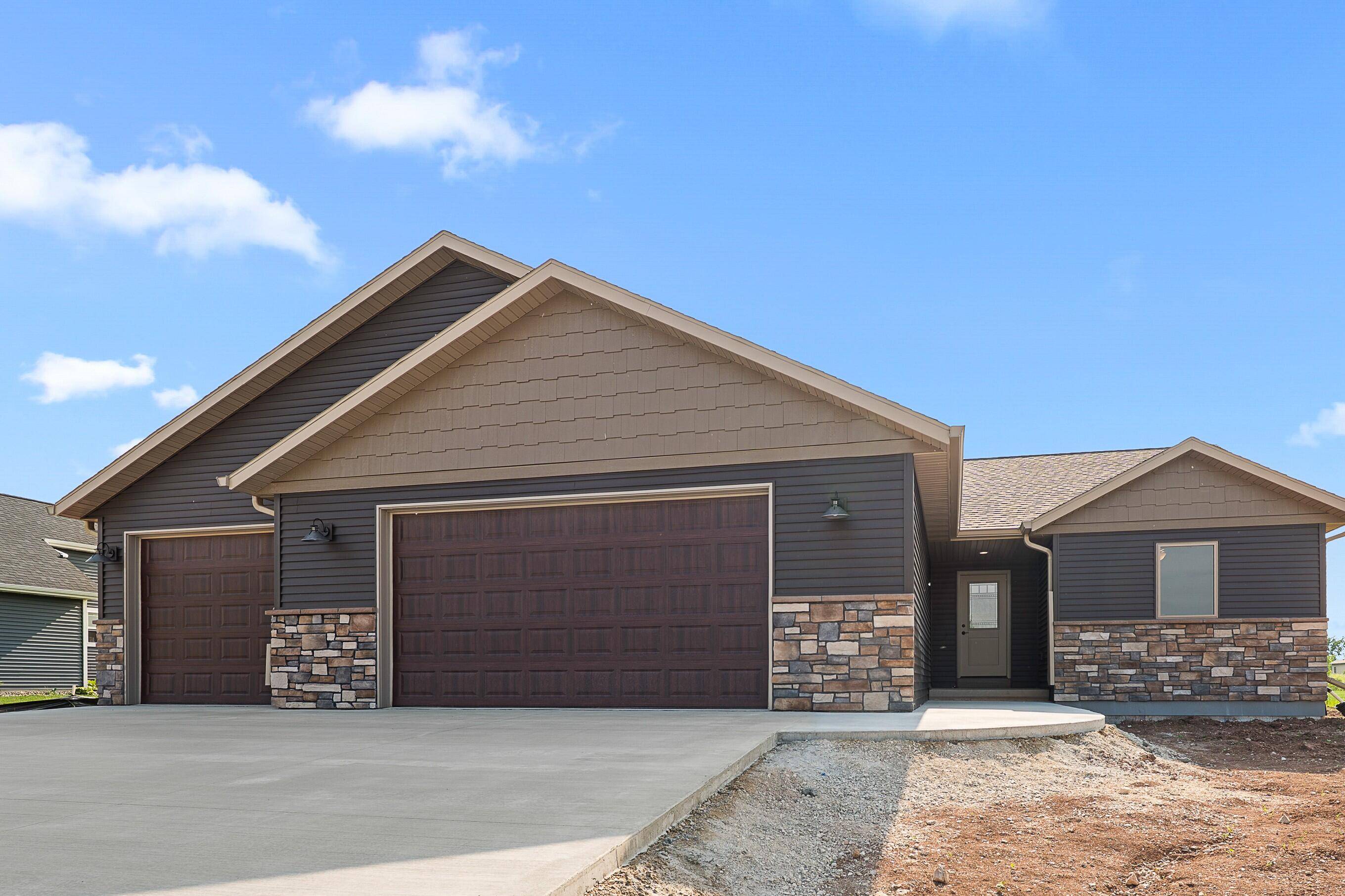 Fond Du Lac, WI 54937,N5918 Meadowview Ln