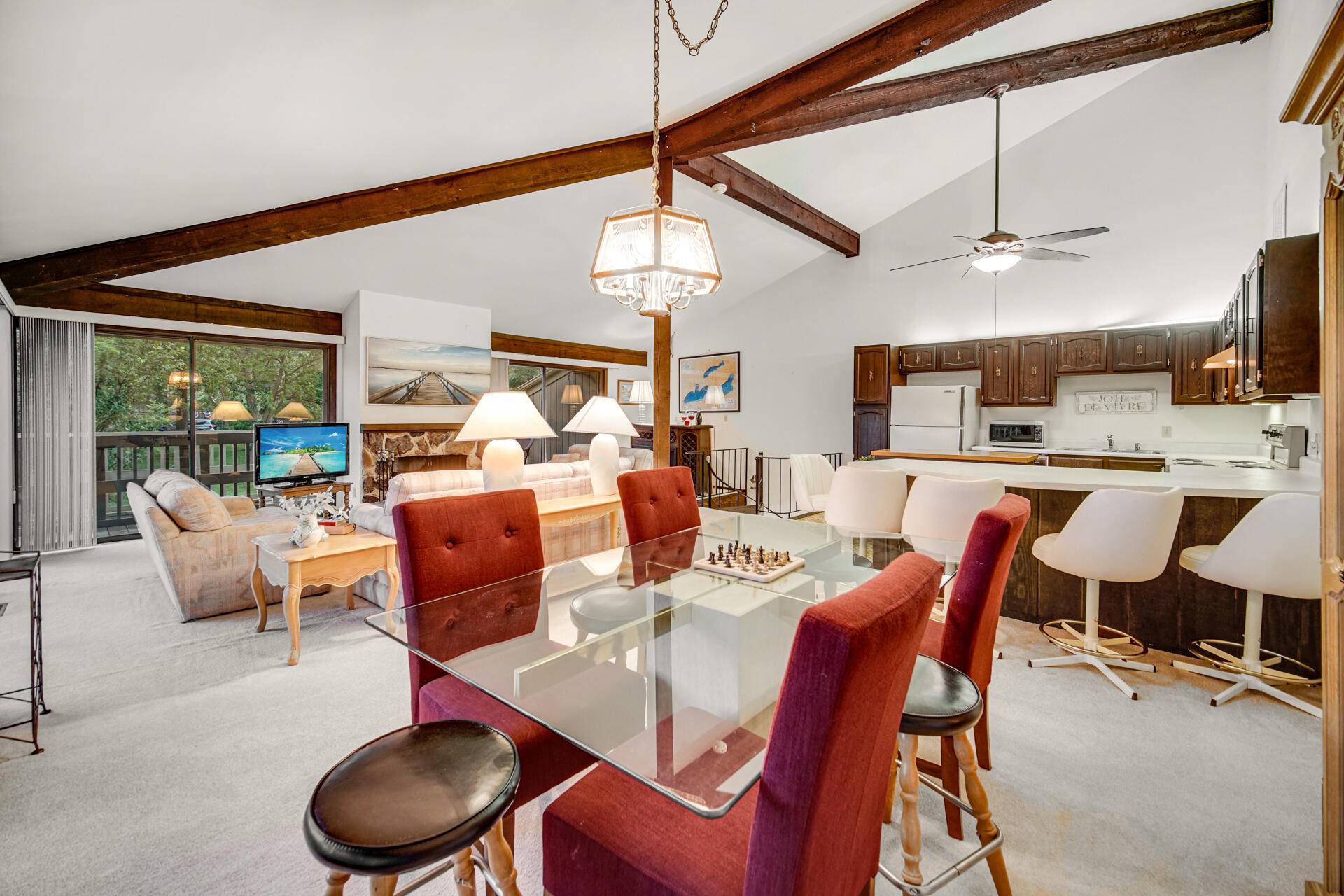 Fontana, WI 53125,702 Country Club Dr Unit B