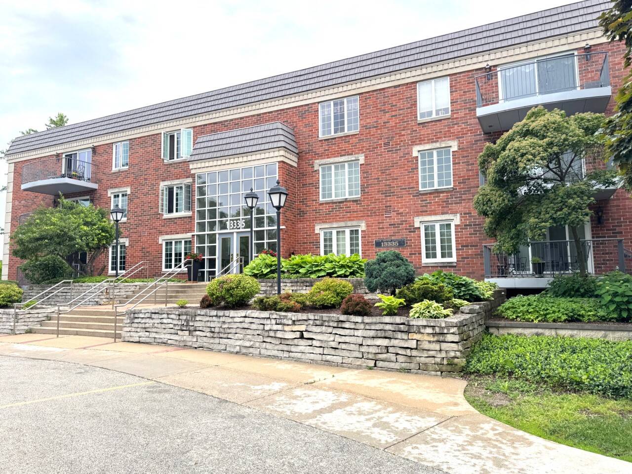 Elm Grove, WI 53122,13335 Watertown Plank Rd Unit 309