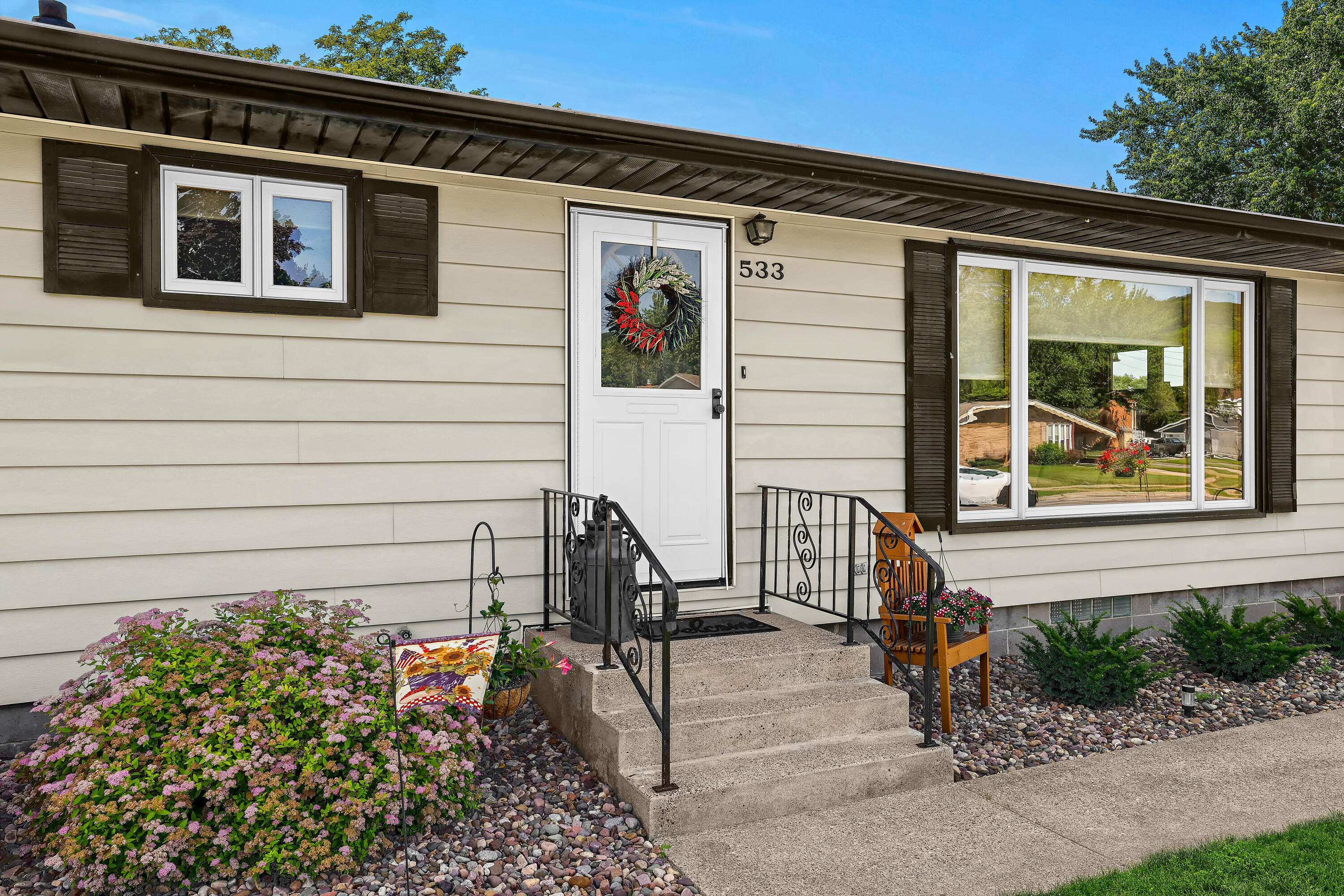 Onalaska, WI 54650,533 Sand Lake Rd