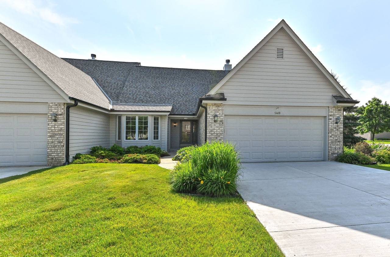 Brookfield, WI 53045,540 Mc Aurther Ln Unit B