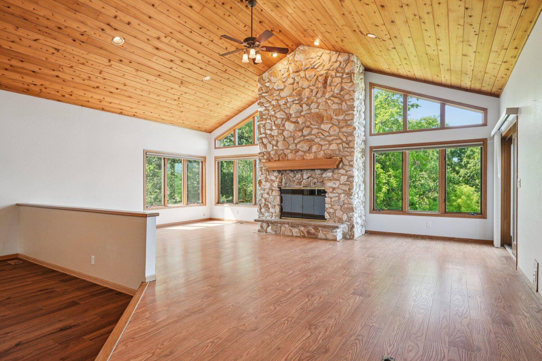Lyons, WI 53105,6275 Jones Rd
