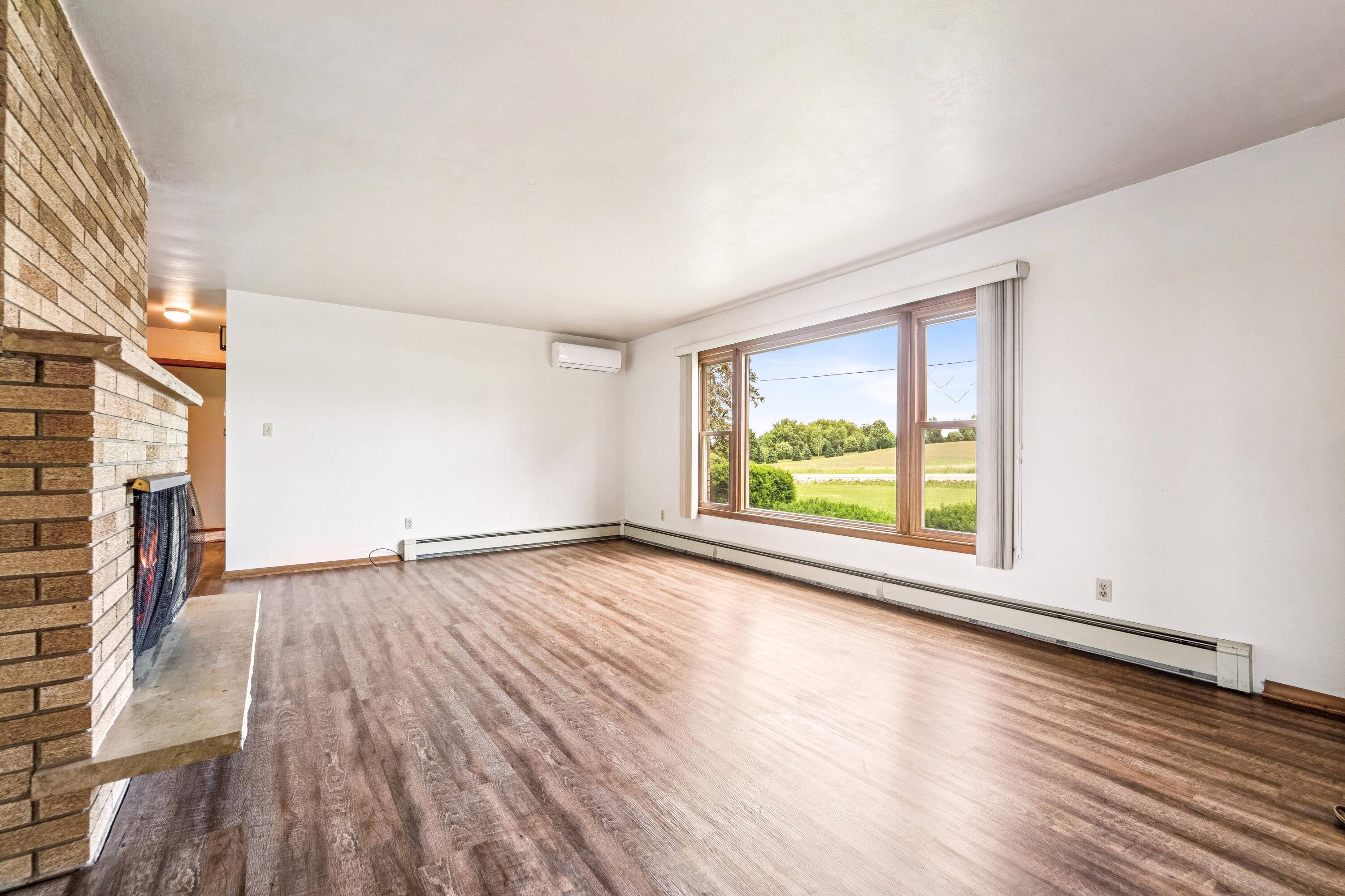 Fond Du Lac, WI 54937,N7364 County Road UU -