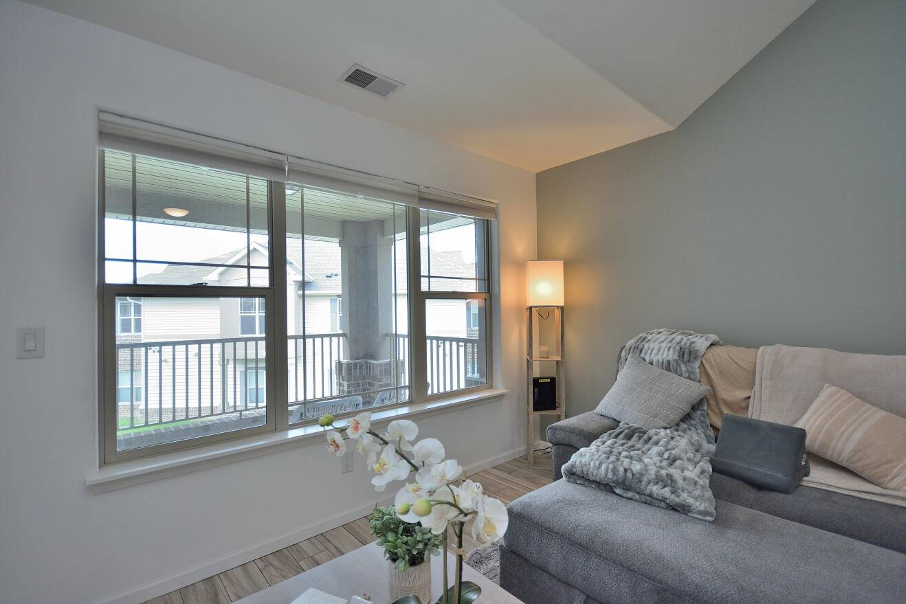 Franklin, WI 53132,2933 W Drexel Ave Unit 509