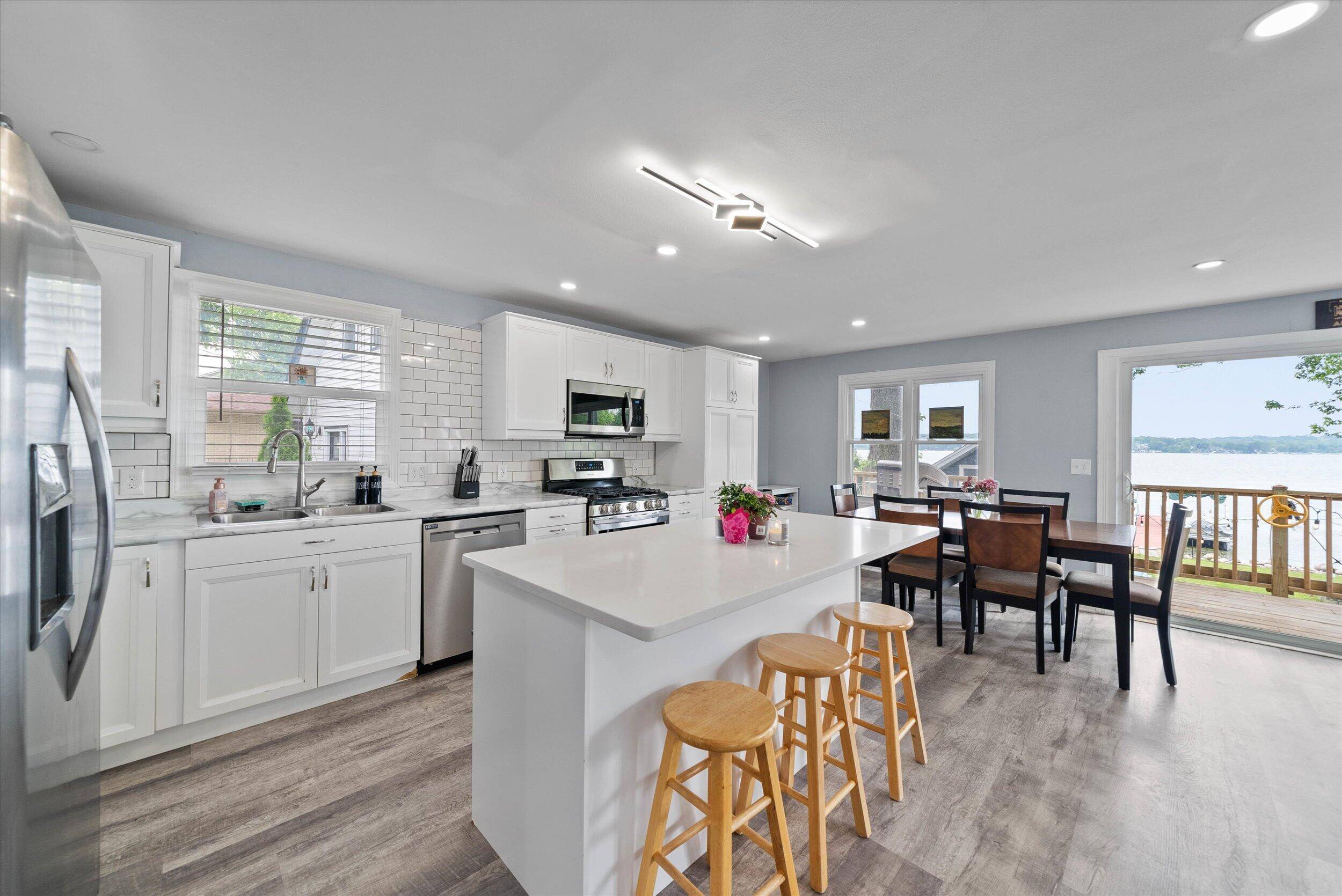 Pewaukee, WI 53072,620 Kopmeier Dr