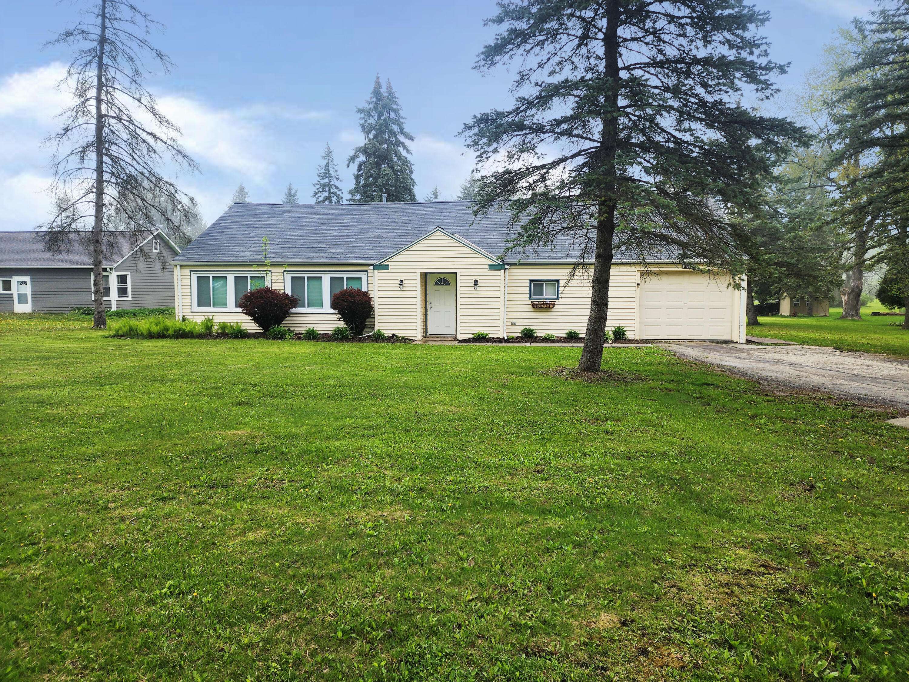 Brookfield, WI 53005,14220 Ranch Rd