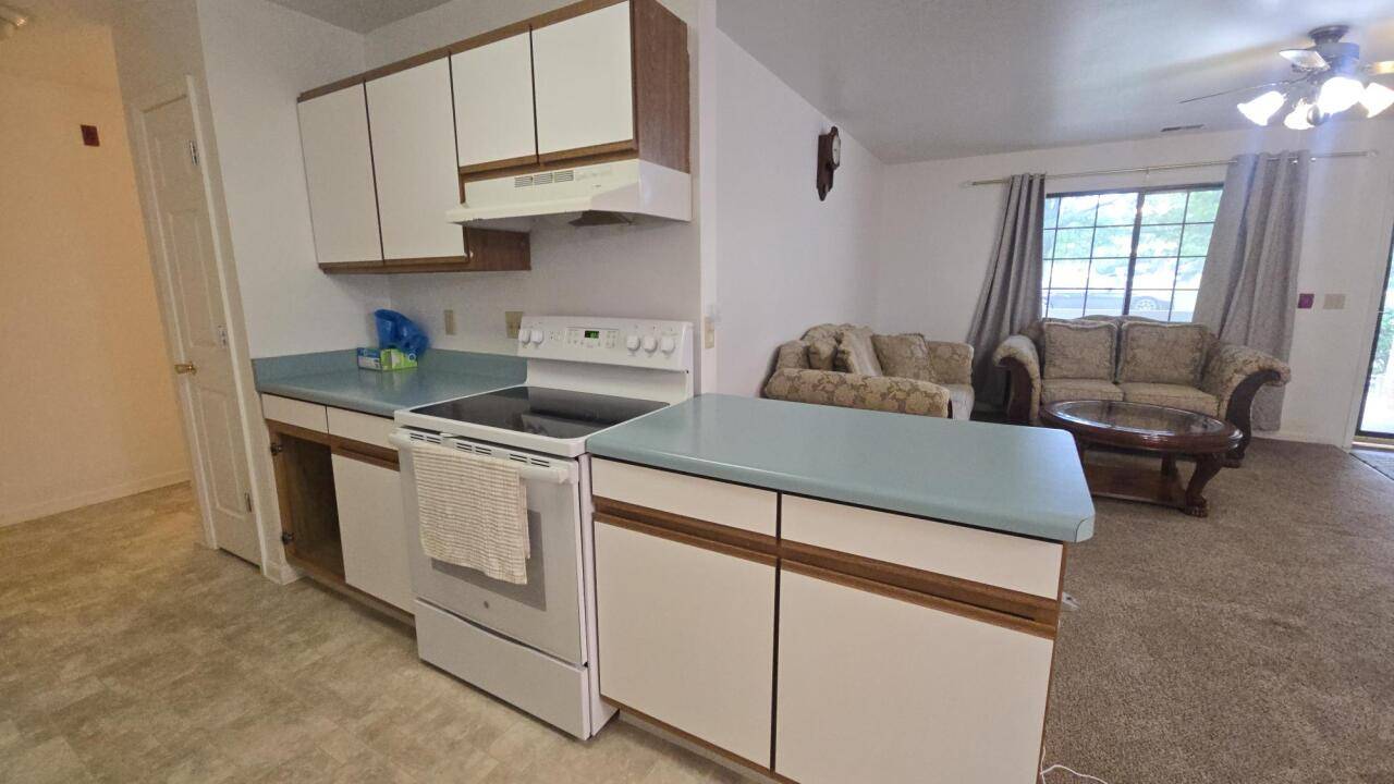 Kenosha, WI 53142,7410 98th Ave Unit B