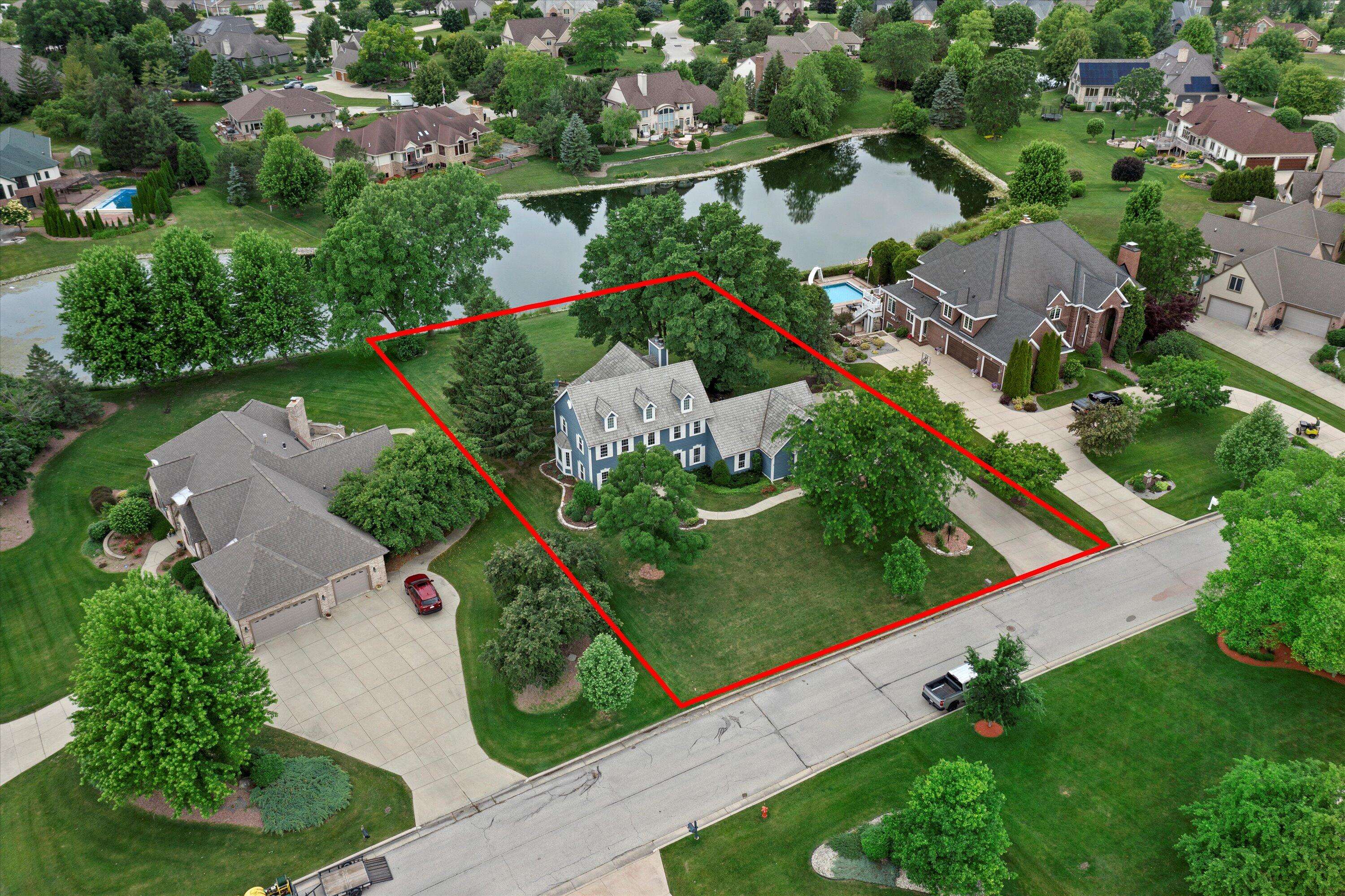 Franklin, WI 53132,9079 W Kensington Way