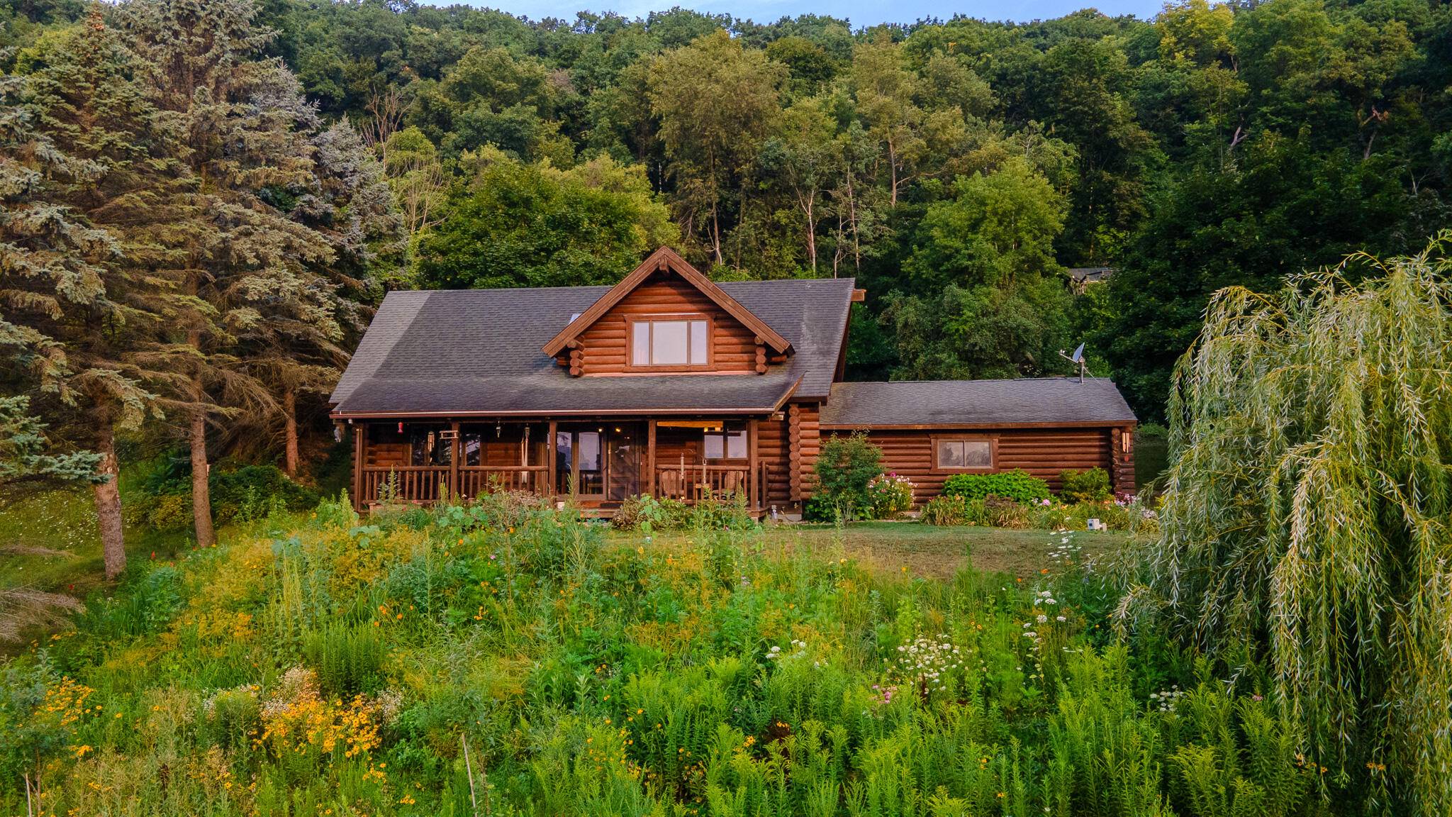 La Crescent, MN 55947,1033 Butternut Ln