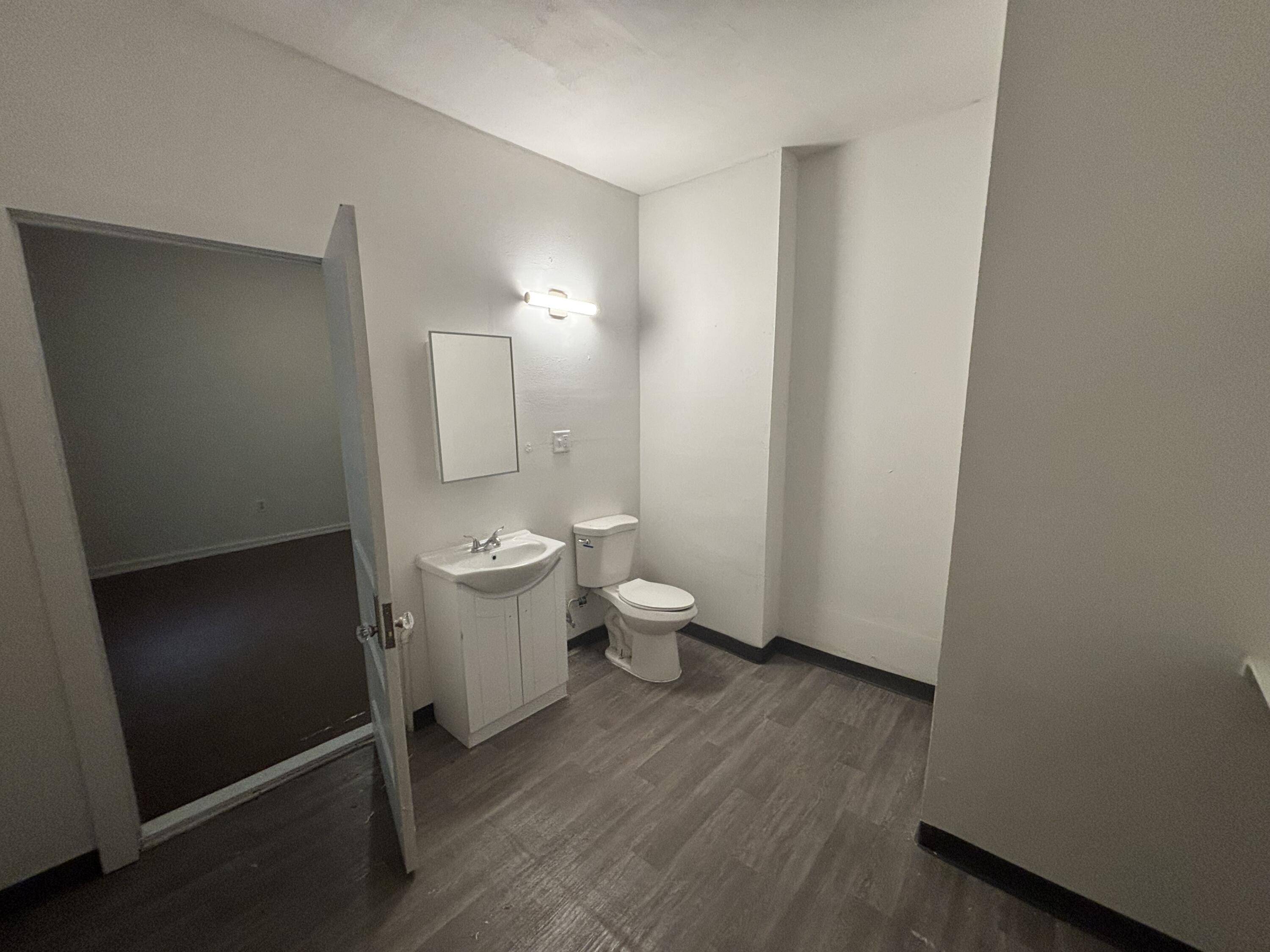 Milwaukee, WI 53210,2809 W Clarke St Unit 2811