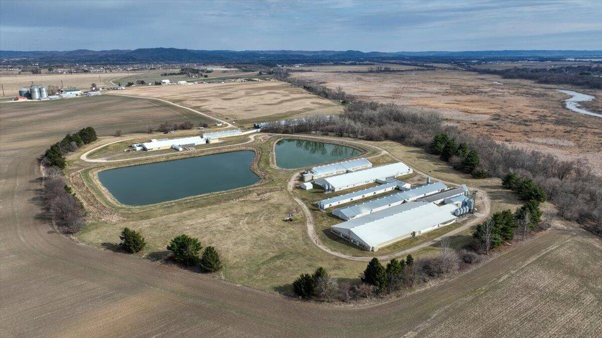 Holland, WI 54636,N6671 County Road XX -