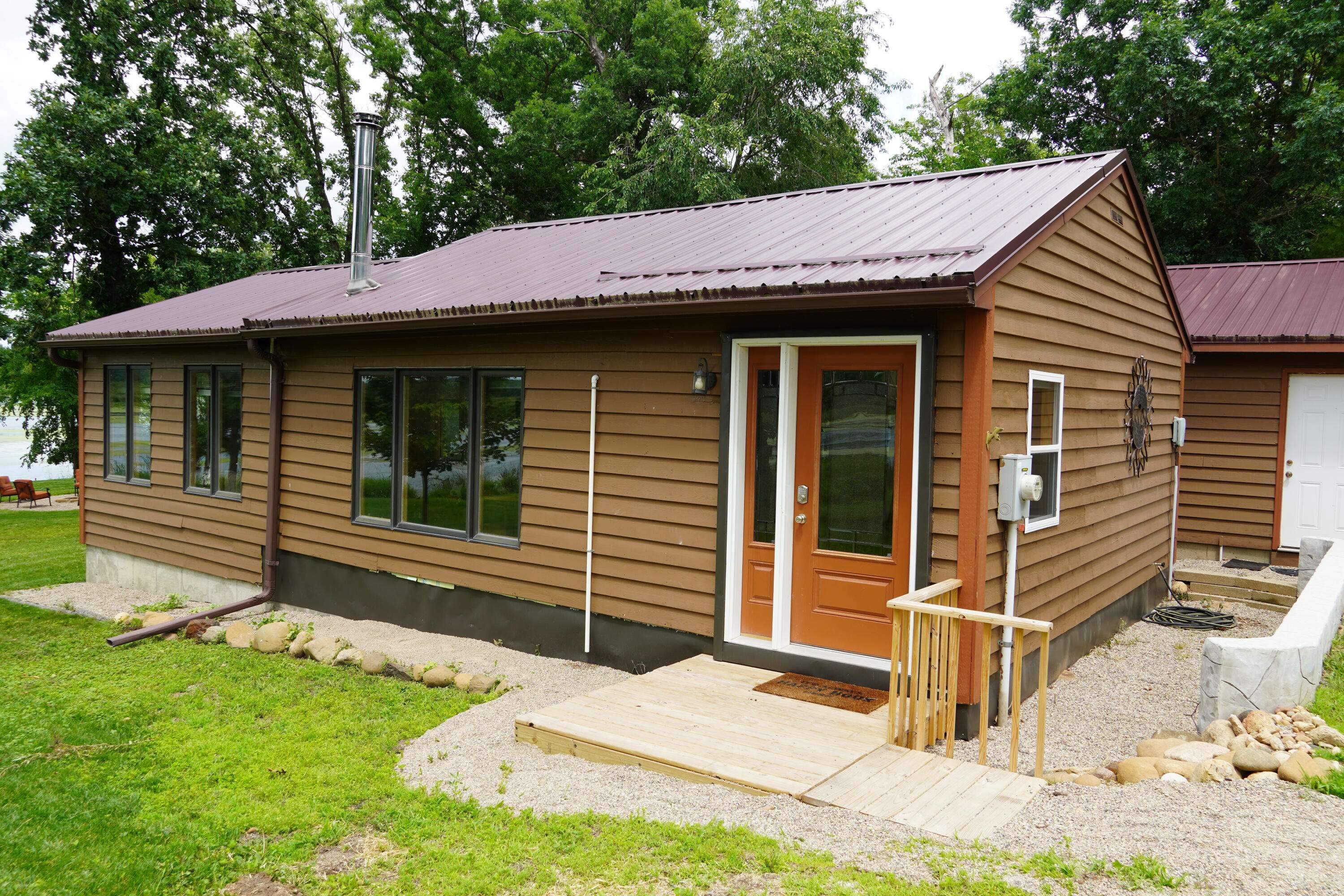 Packwaukee, WI 53949,N3031 Lakeview Dr