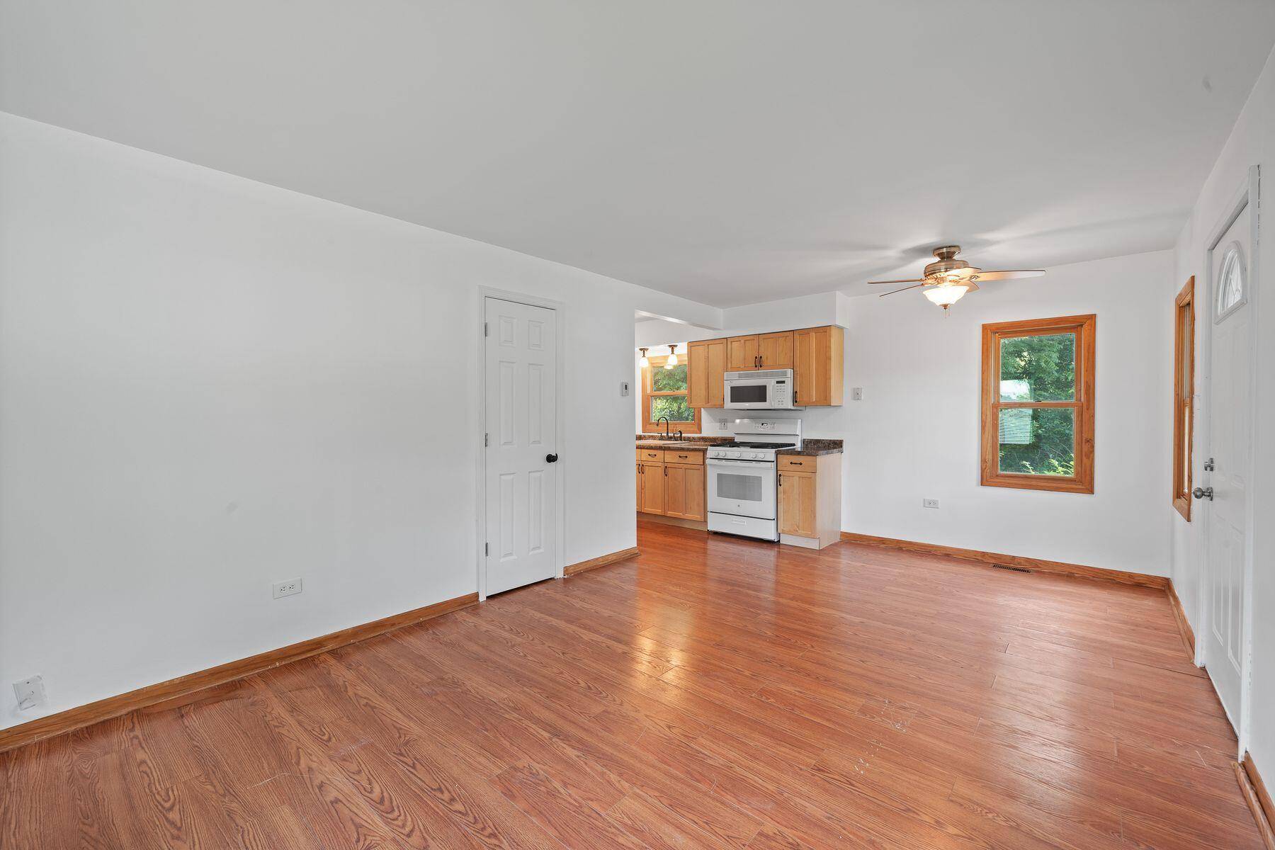 Geneva, WI 53147,N3335 University Rd