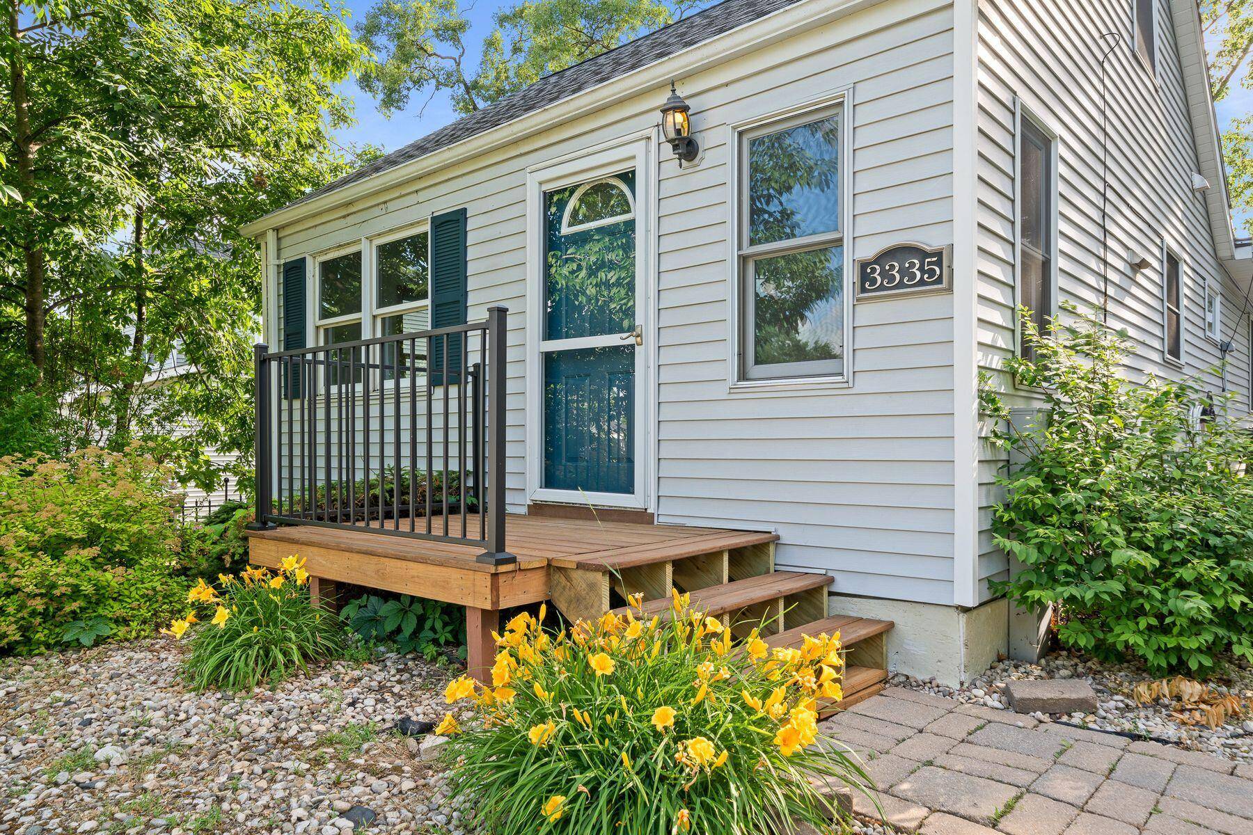 Geneva, WI 53147,N3335 University Rd