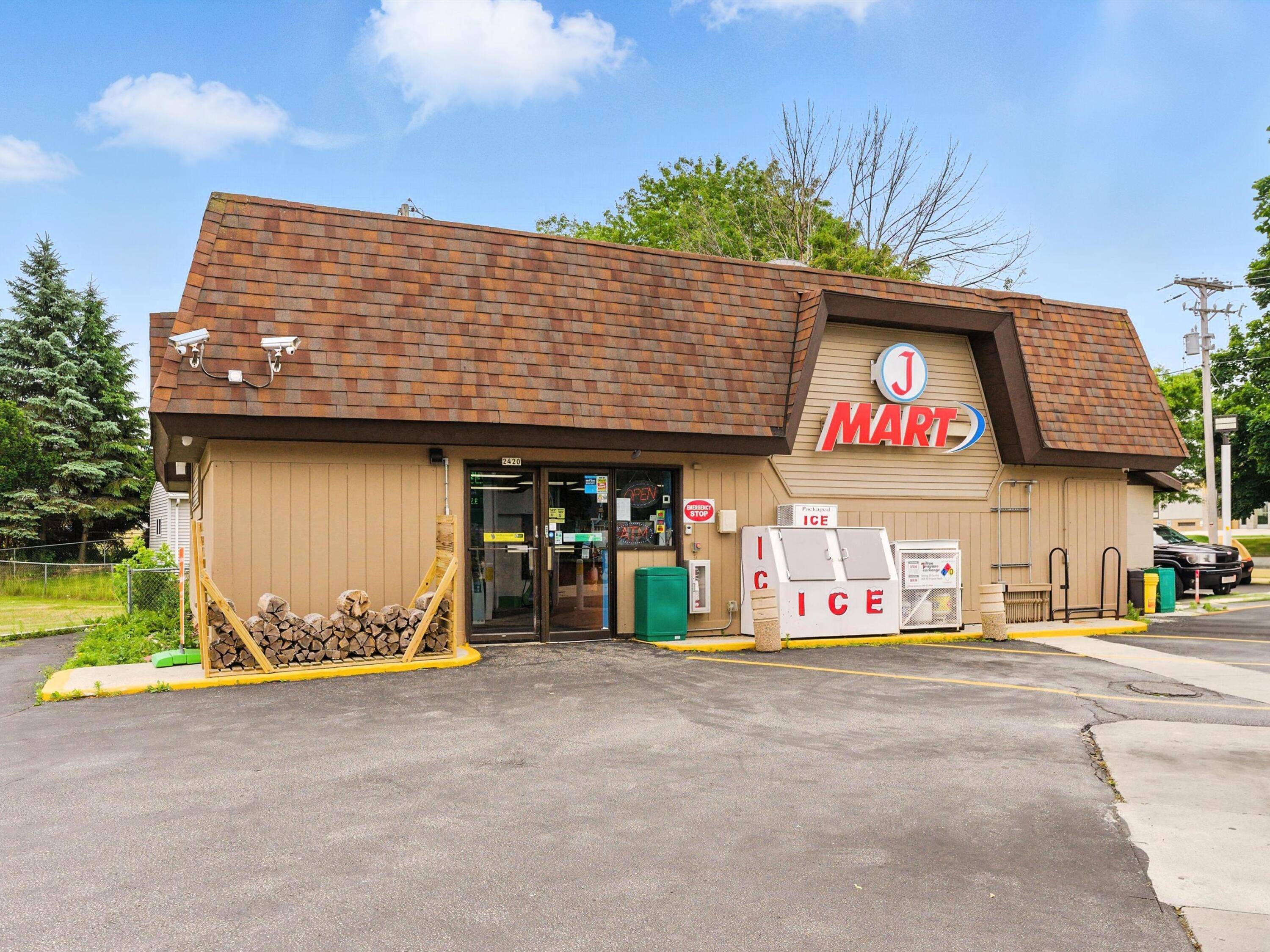 Sheboygan, WI 53083,2420 Calumet Dr