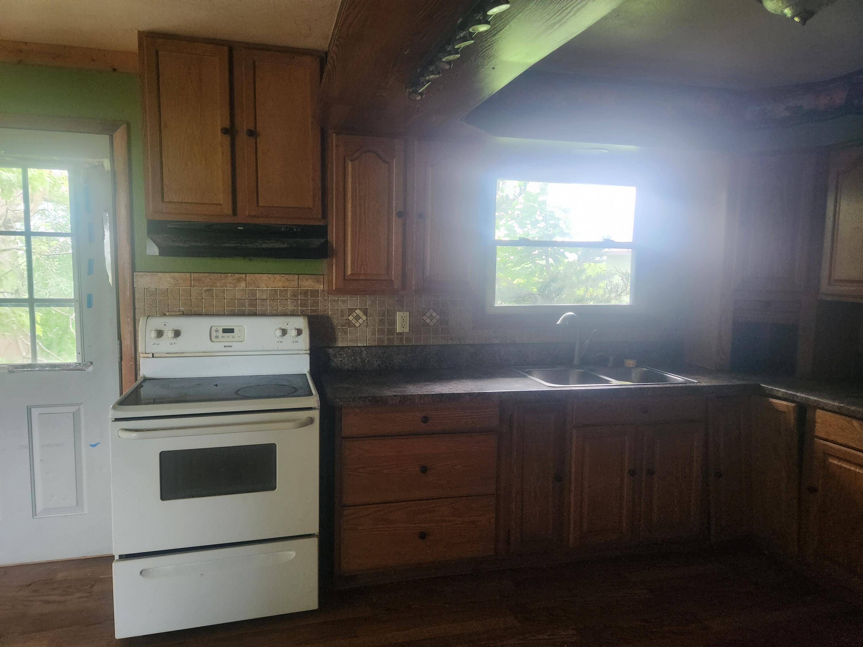 Randolph, WI 53956,W11125 State Road 33 -
