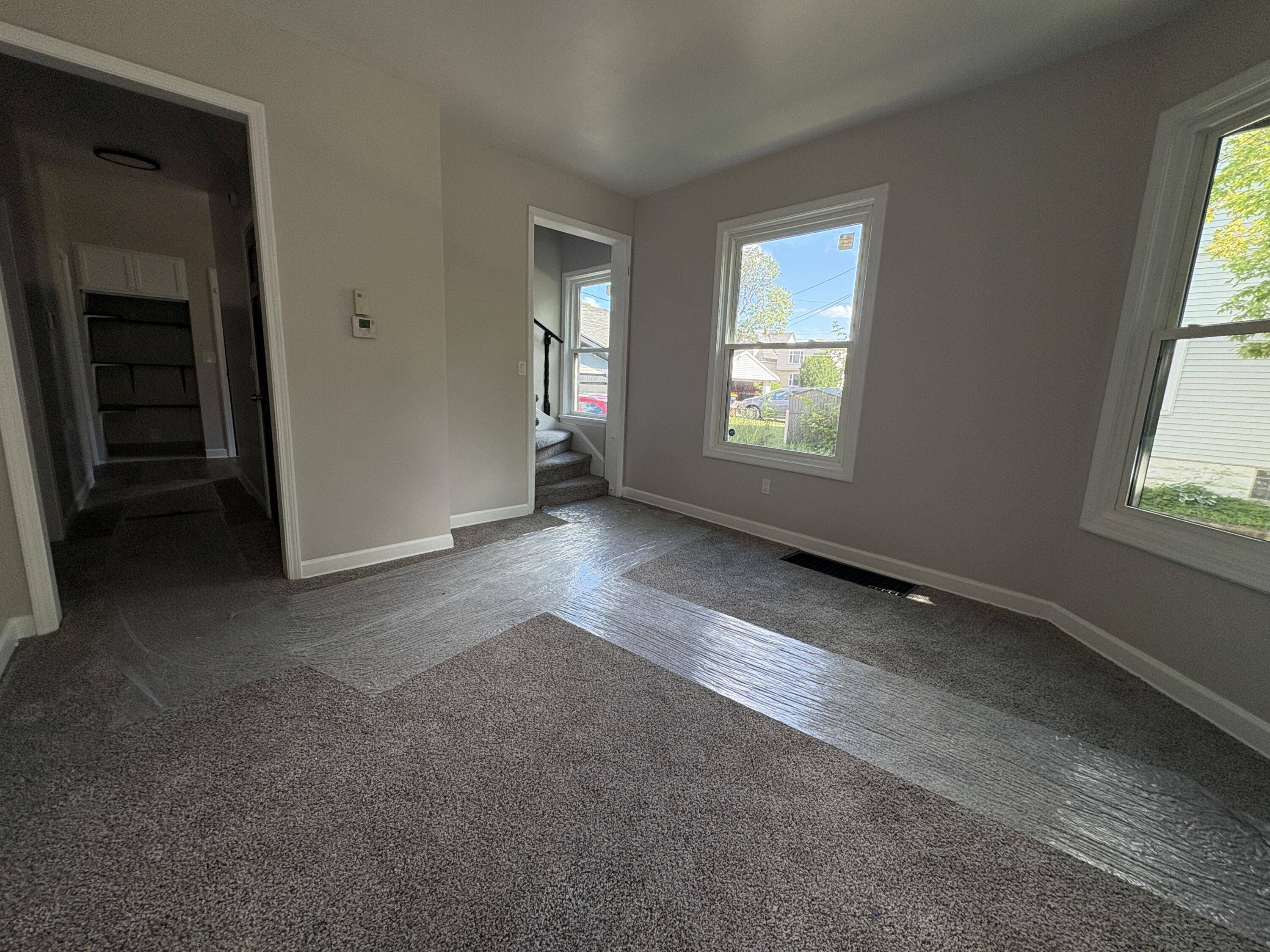 West Allis, WI 53214,1118 S 60th St