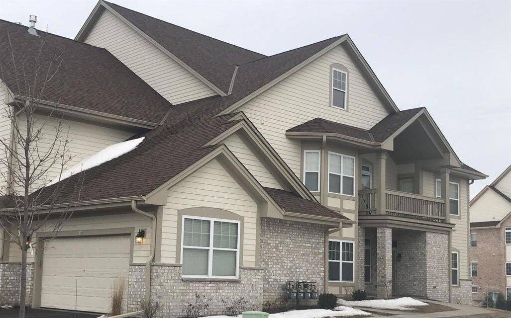 New Berlin, WI 53151,4796 S Lynn Dr