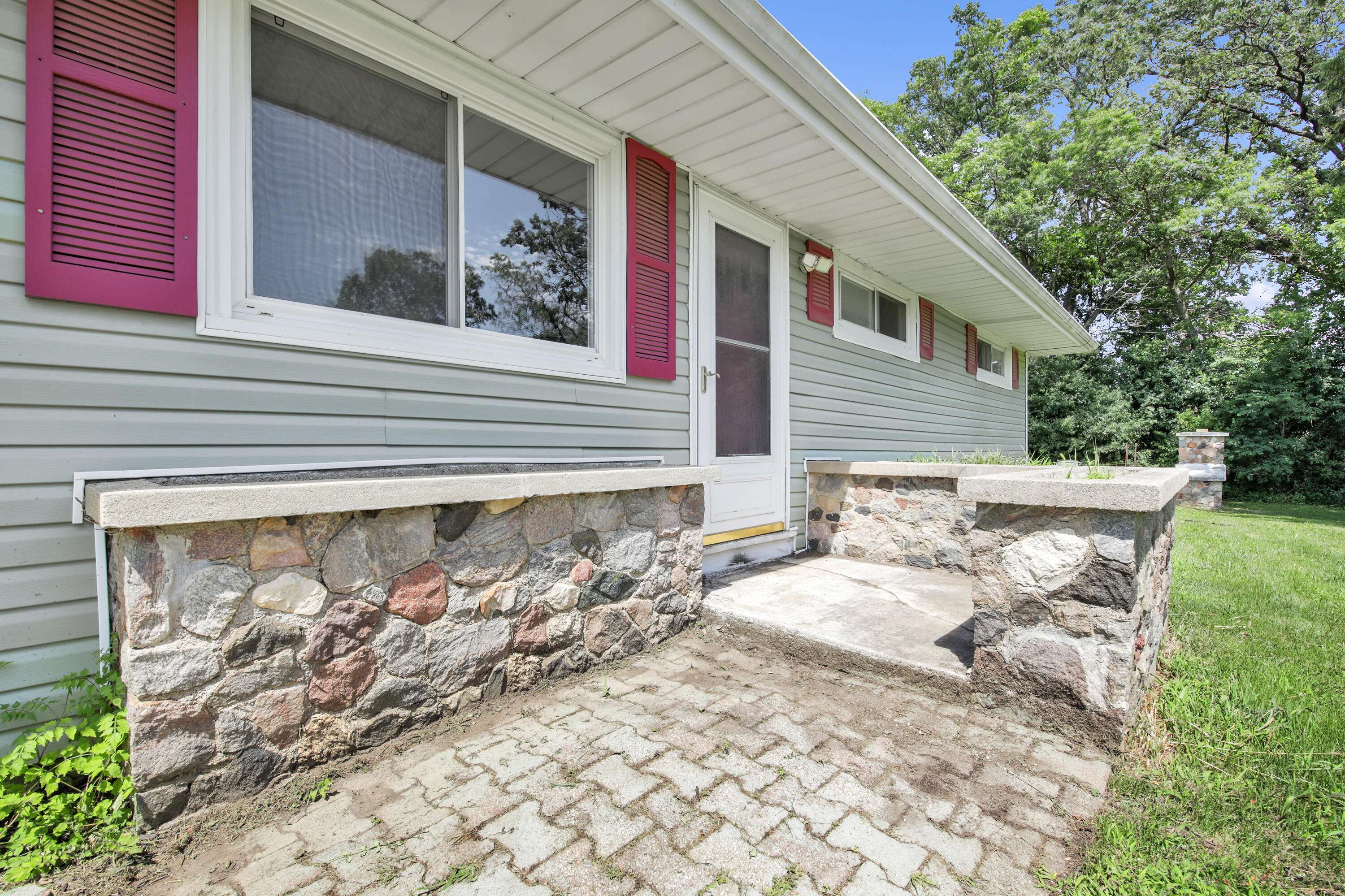 Franklin, WI 53132,10012 W Ryan Rd