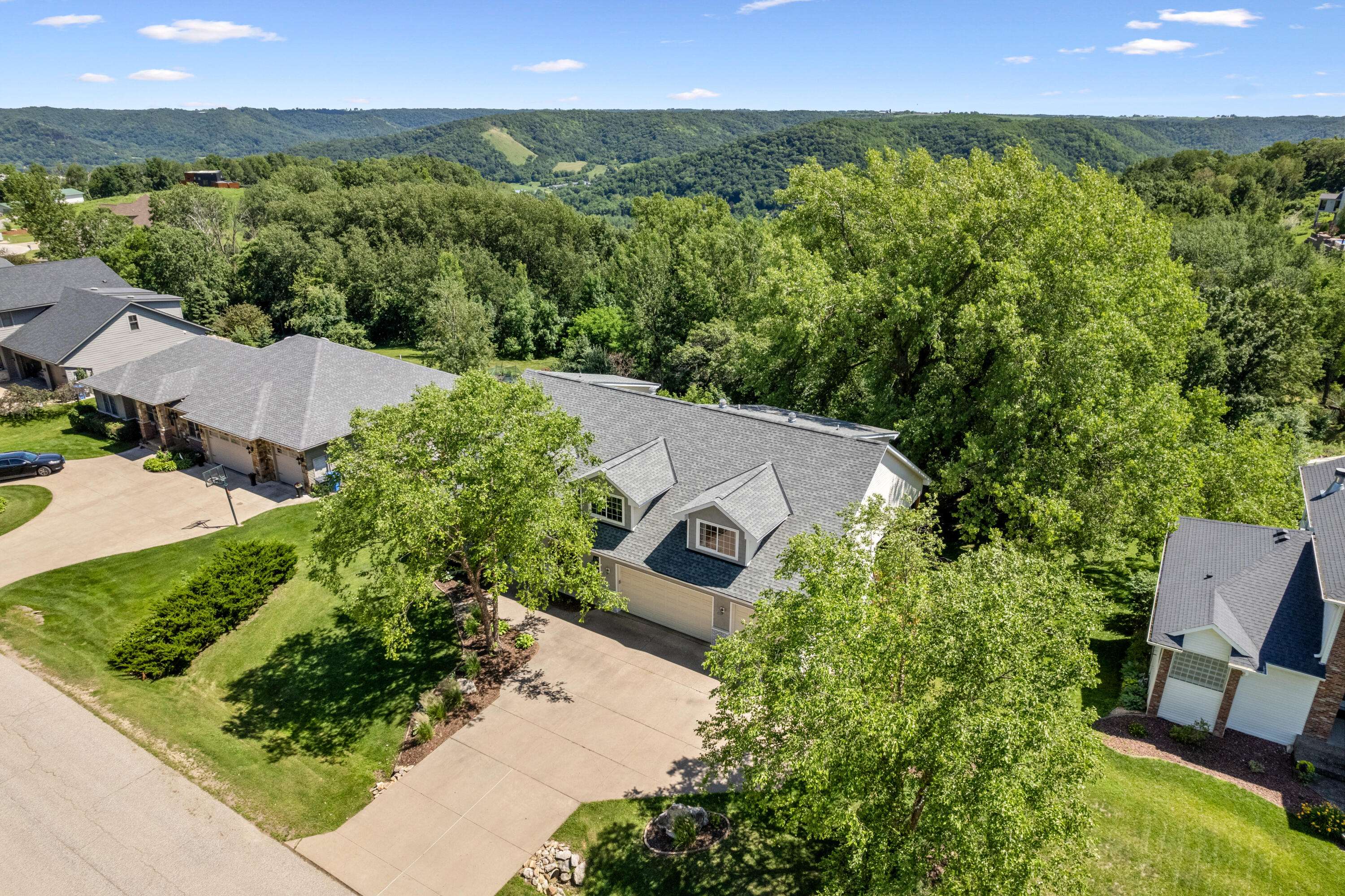 Winona, MN 55987,271 Garvin Heights Rd E