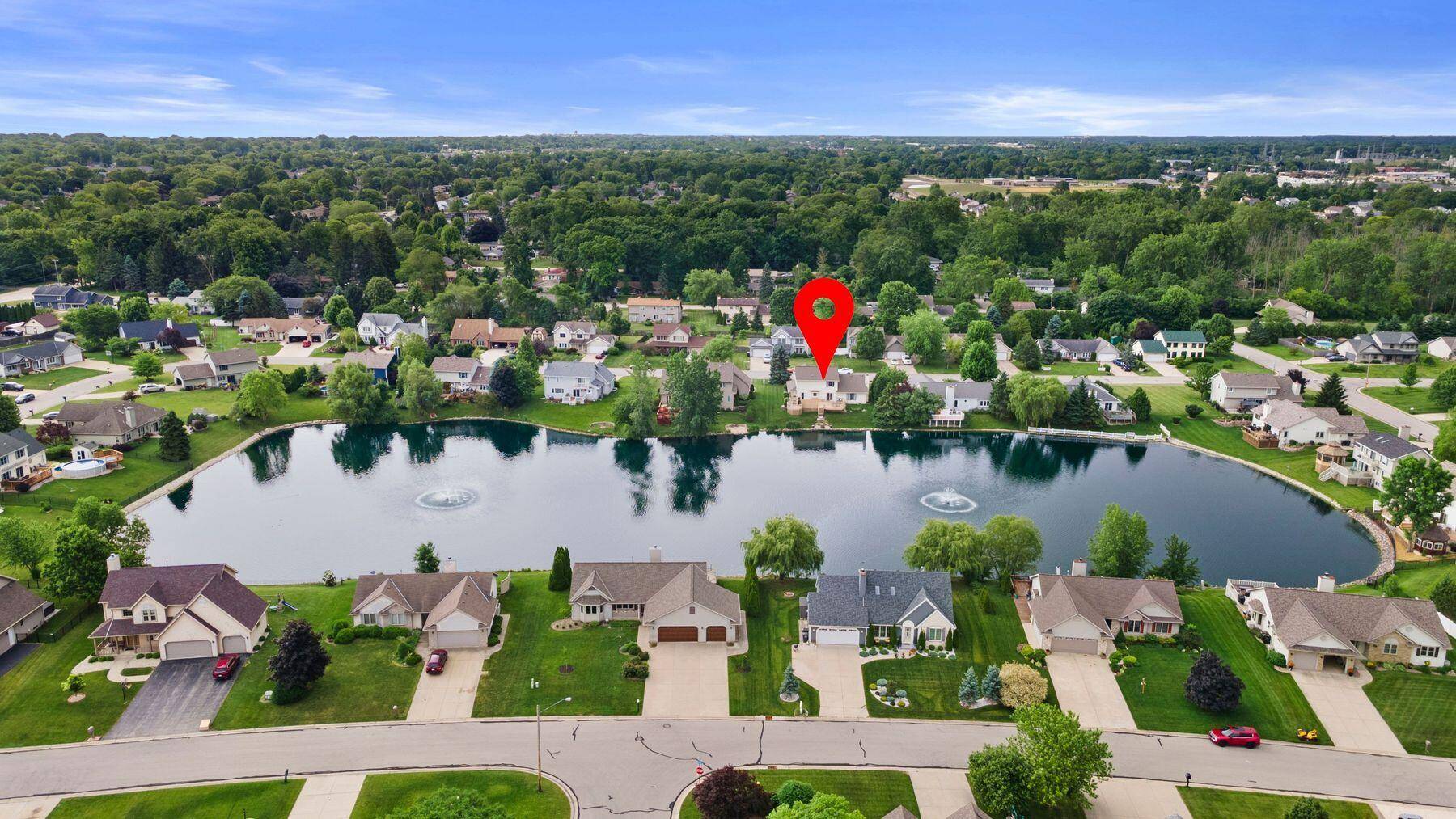 Caledonia, WI 53402,1720 Newberry Ln