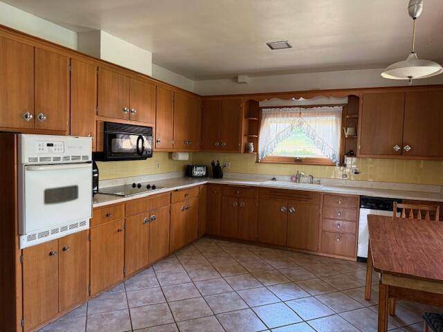 Fort Atkinson, WI 53538,412 E Sherman Ave