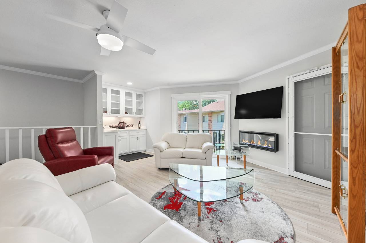 Germantown, WI 53022,W170N11423 Armada Dr Unit 15