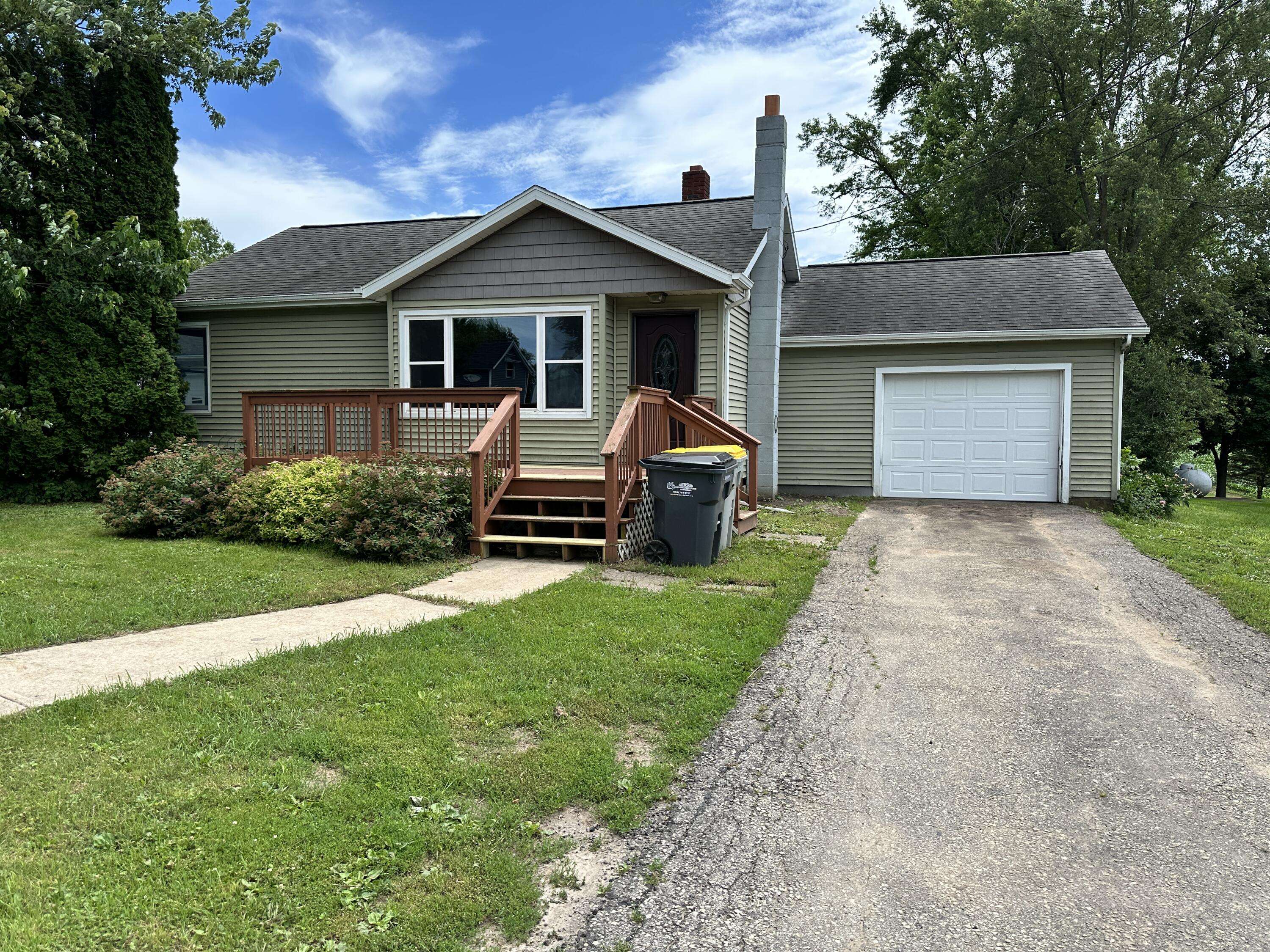 Melrose, WI 54642,304 Clark St