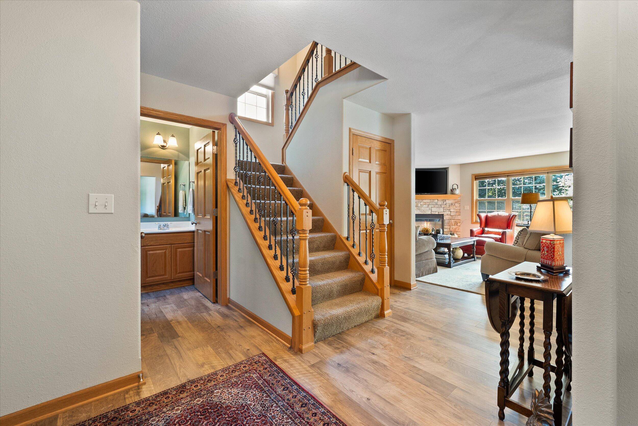 West Bend, WI 53095,1716 Highlandview Dr