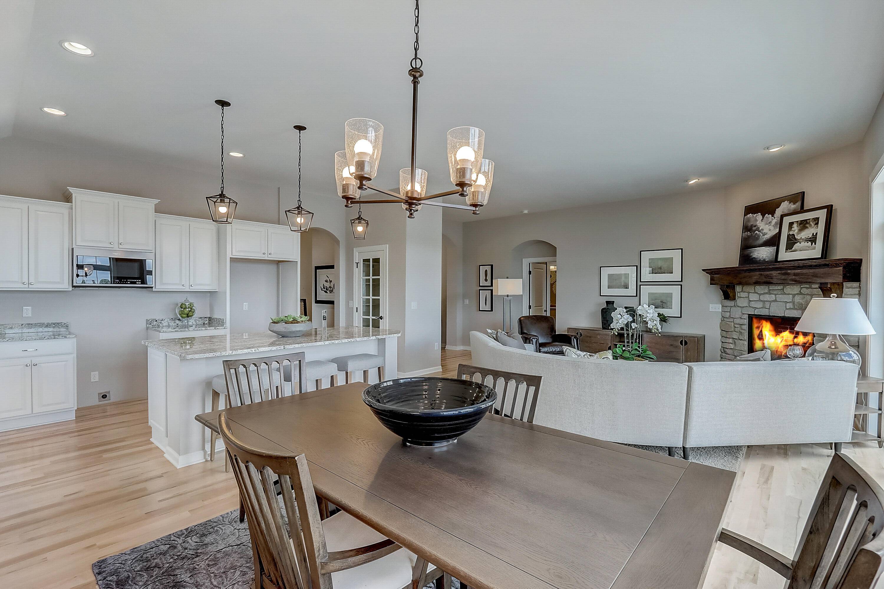 Oconomowoc, WI 53066,1622 Belmont Ln Unit 25