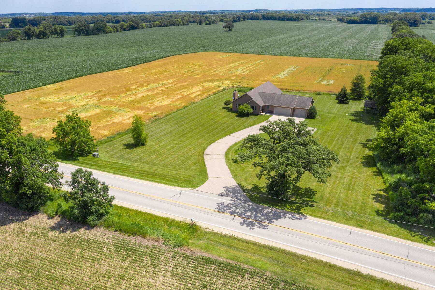 Waterford, WI 53185,7011 Caldwell Rd