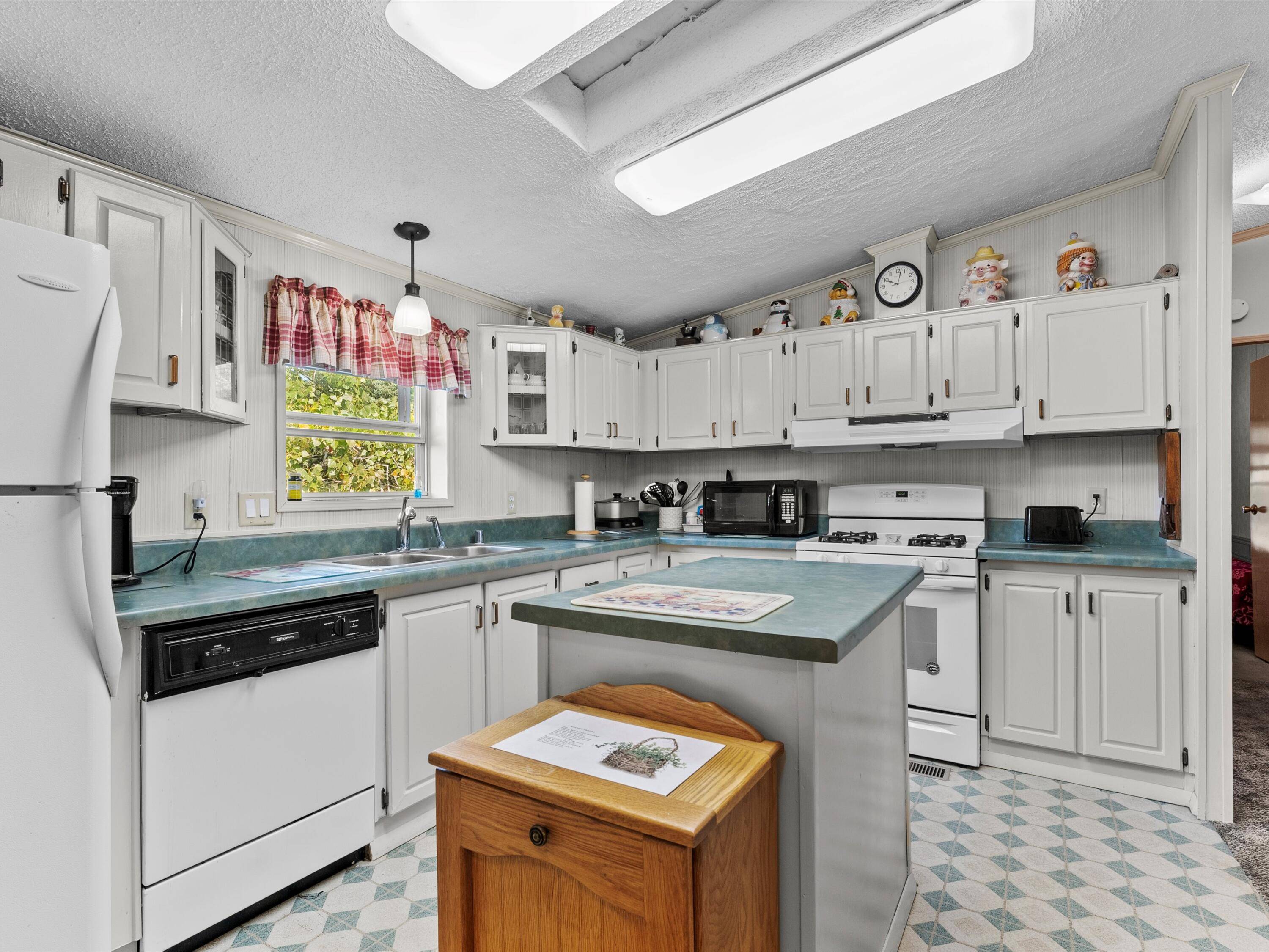 Two Rivers, WI 54241,7434 County Highway  O -