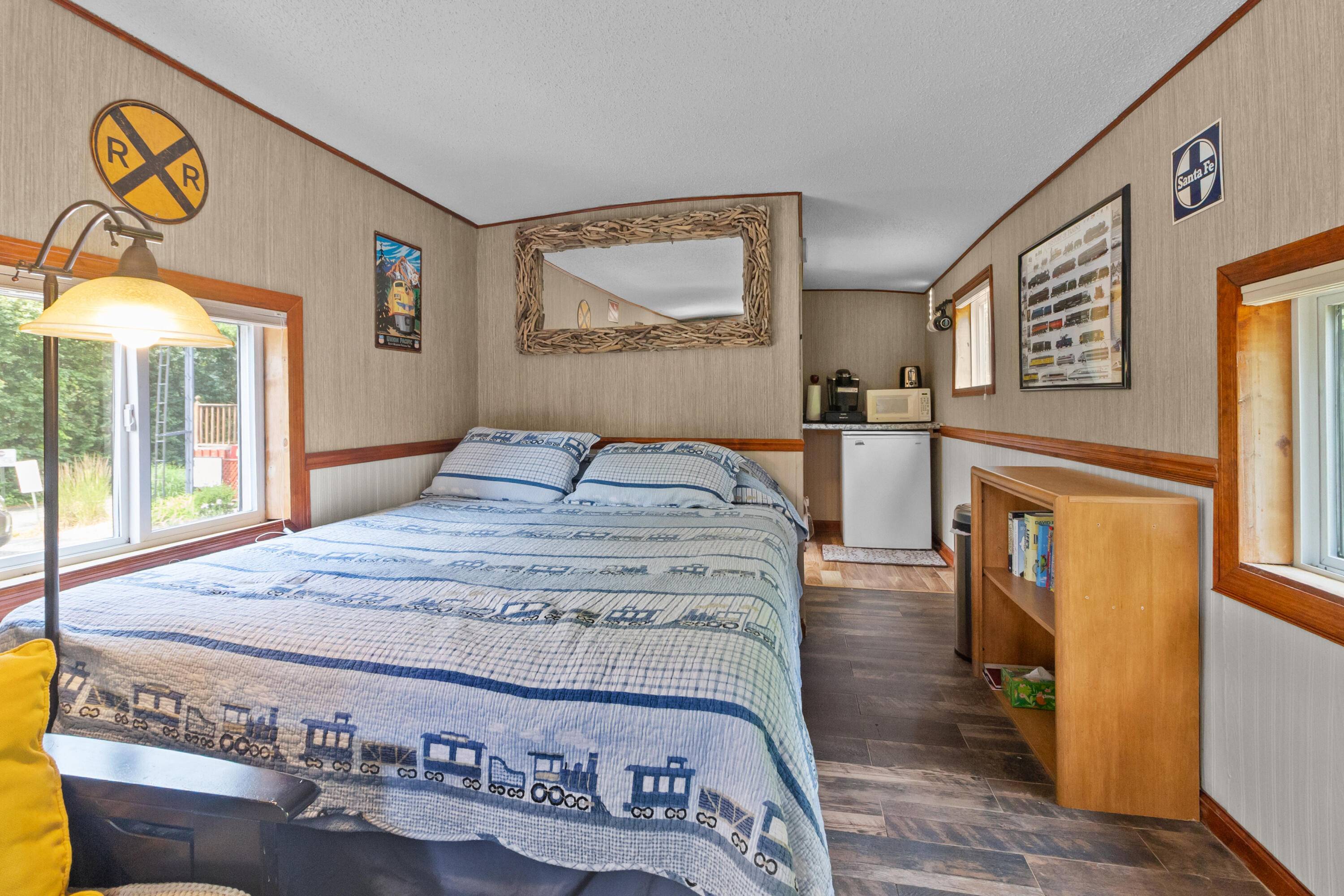Lake Geneva, WI 53147,301 E Townline Rd
