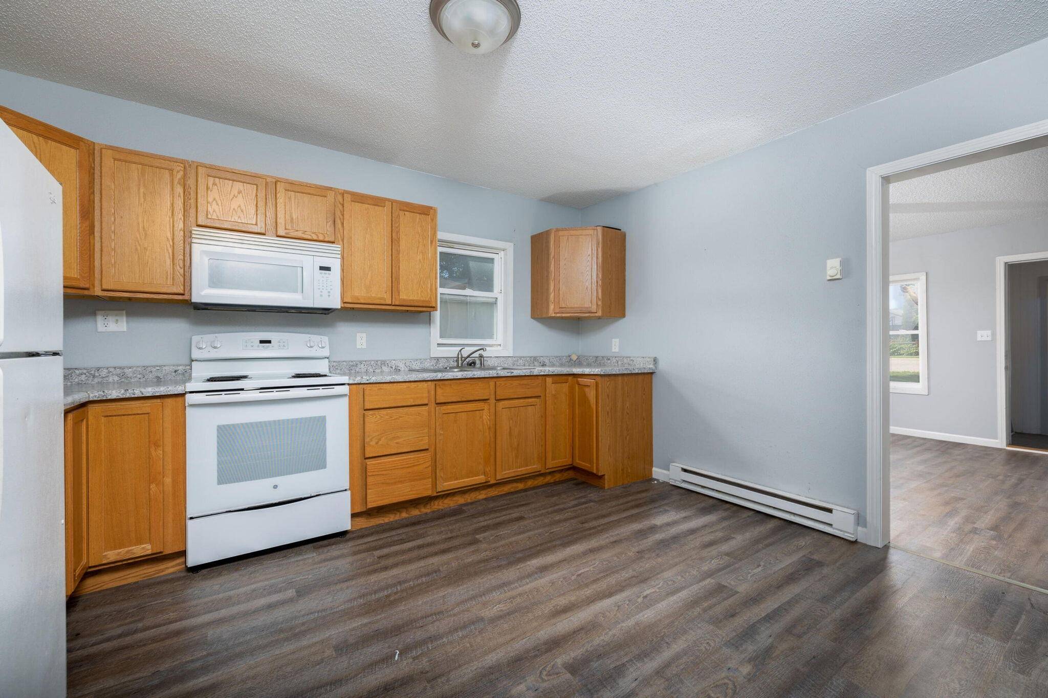Caledonia, MN 55921,213 Caledonia St W
