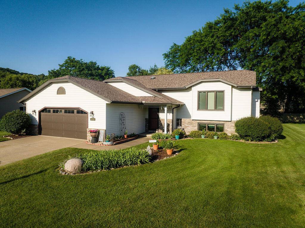 Holmen, WI 54636,2711 Cedar Ave S