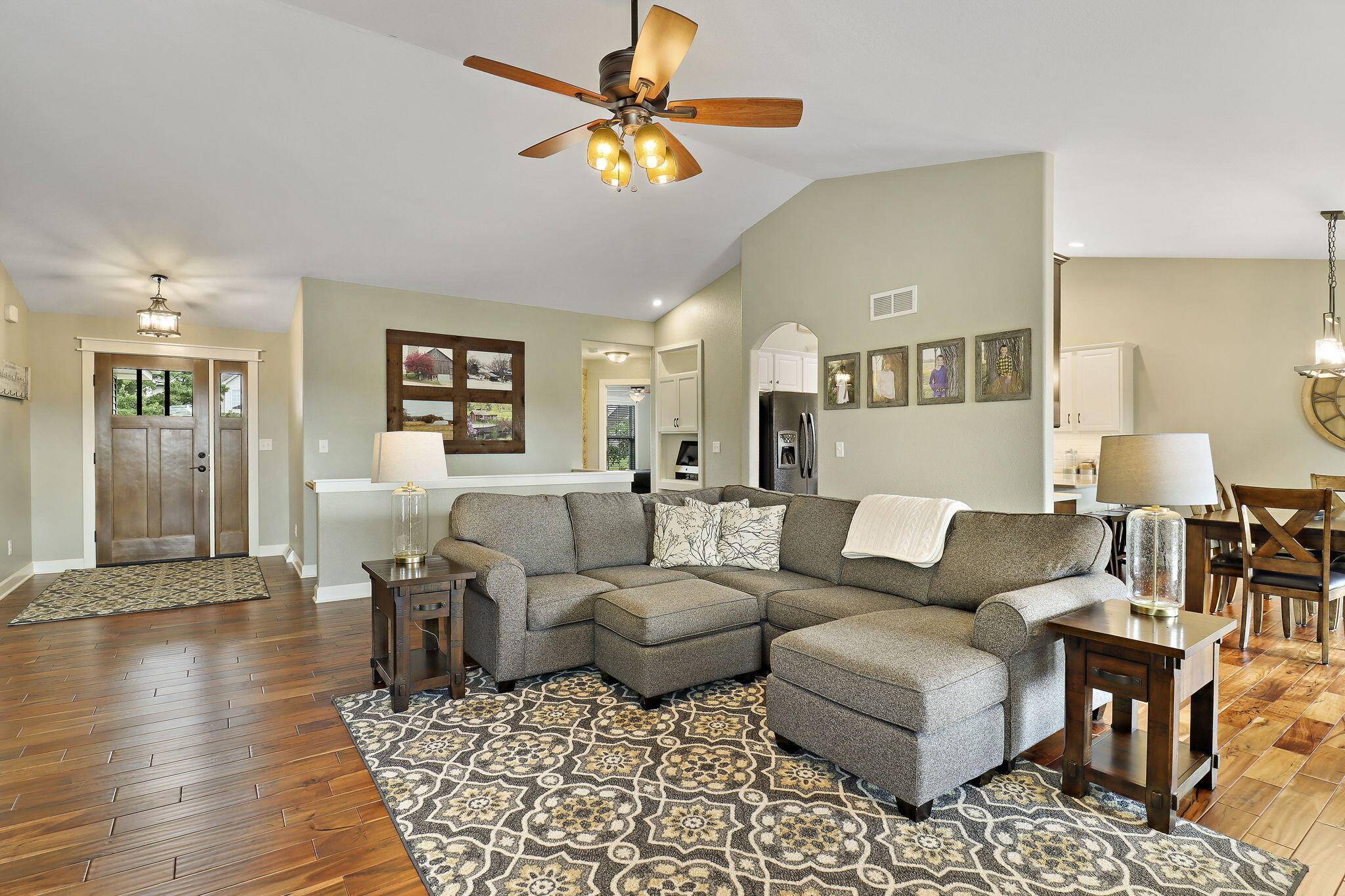 Rochester, WI 53105,844 Prairie View Dr