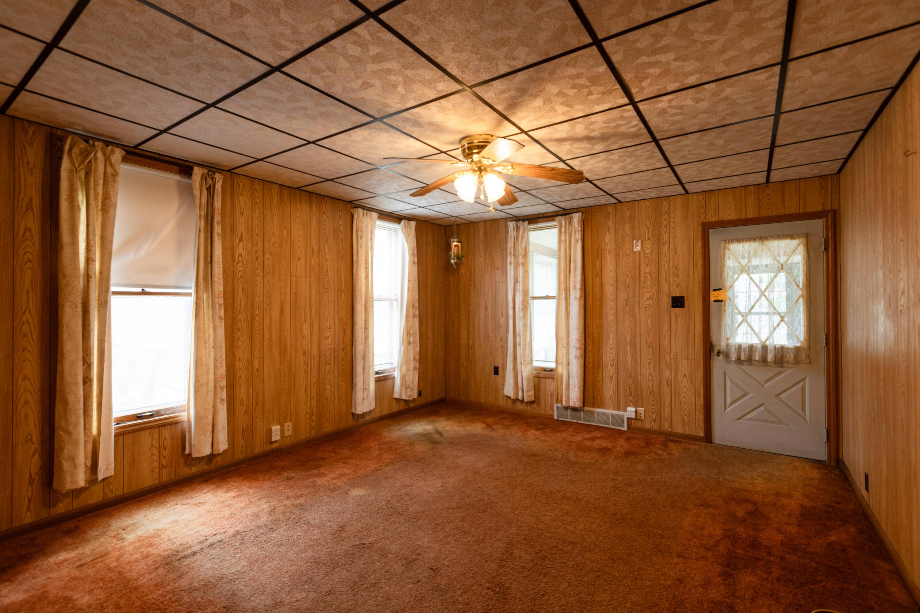 La Crosse, WI 54601,933 Denton St