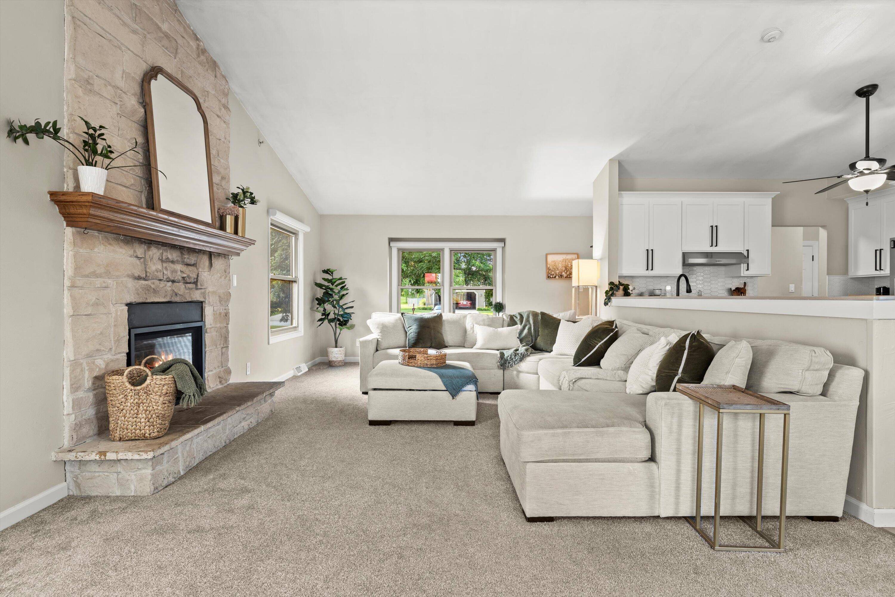 Franklin, WI 53132,4355 W Sherwood Dr