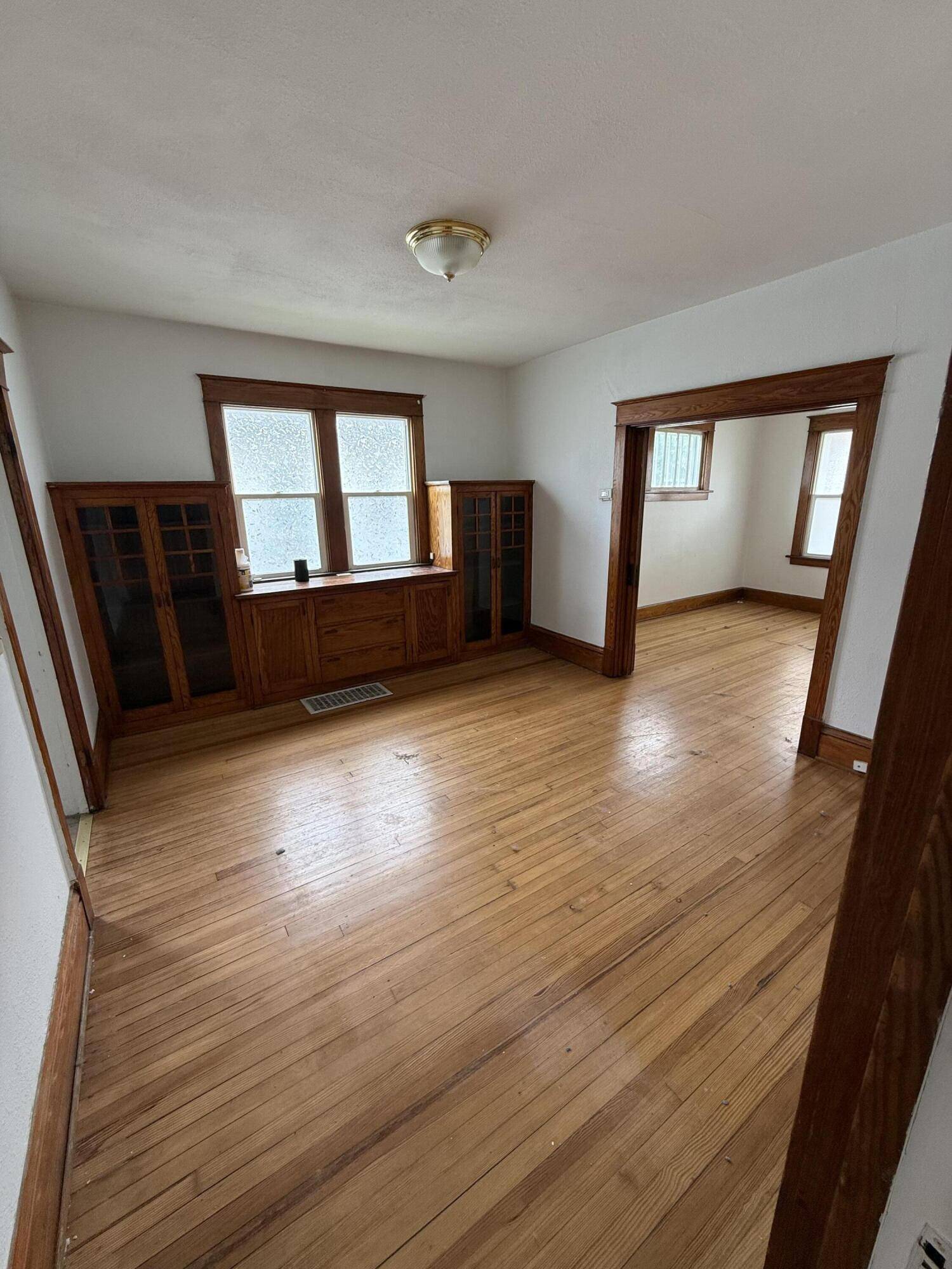 Racine, WI 53402,1236 Layard Ave