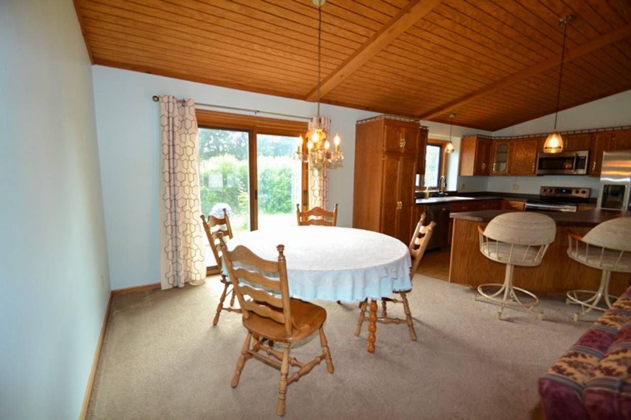 Greenfield, WI 53221,3707 Honey Tree Ln