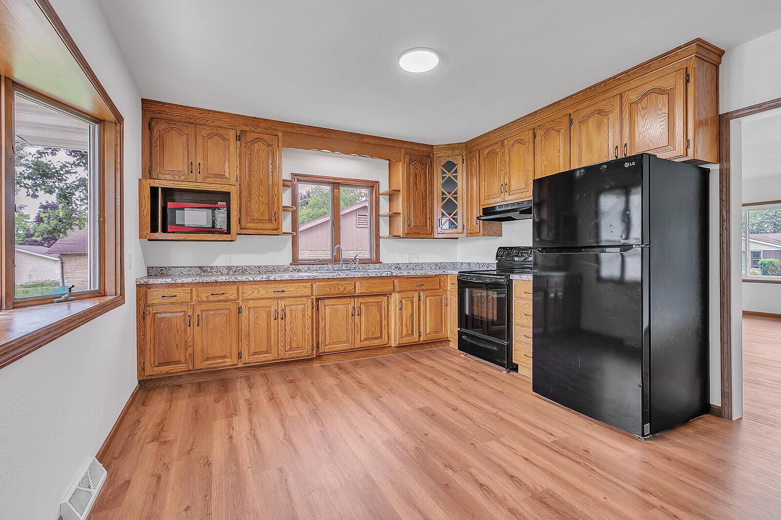 Chilton, WI 53014,55 Oak St