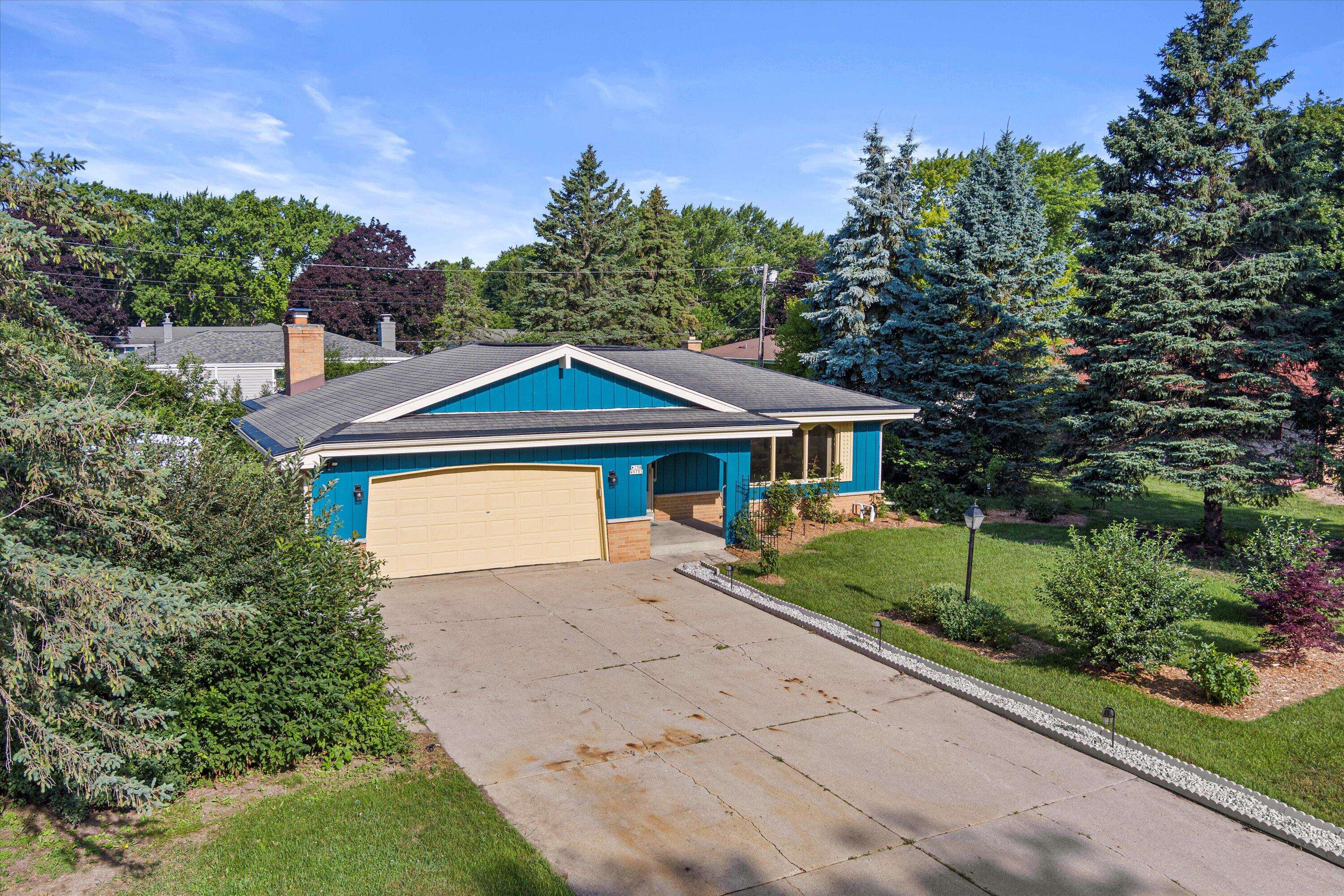 Germantown, WI 53022,W158N9751 Broadleaf Ln