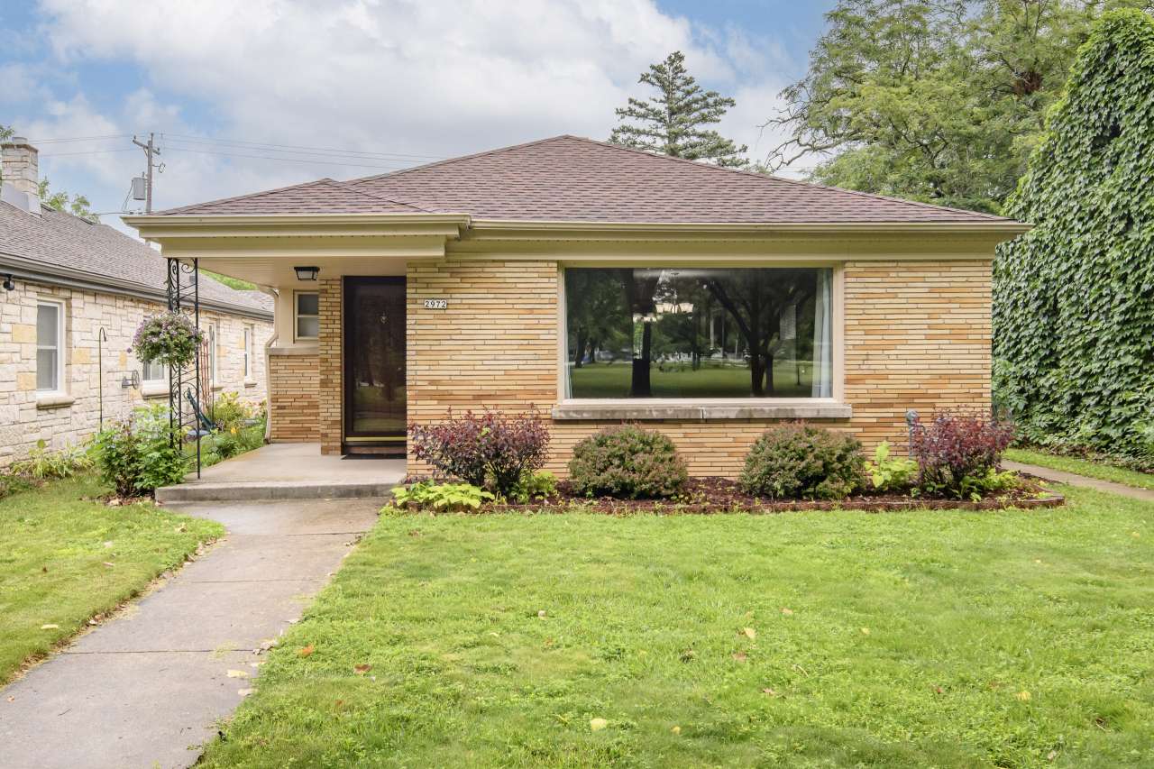 Milwaukee, WI 53222,2972 N 86th St