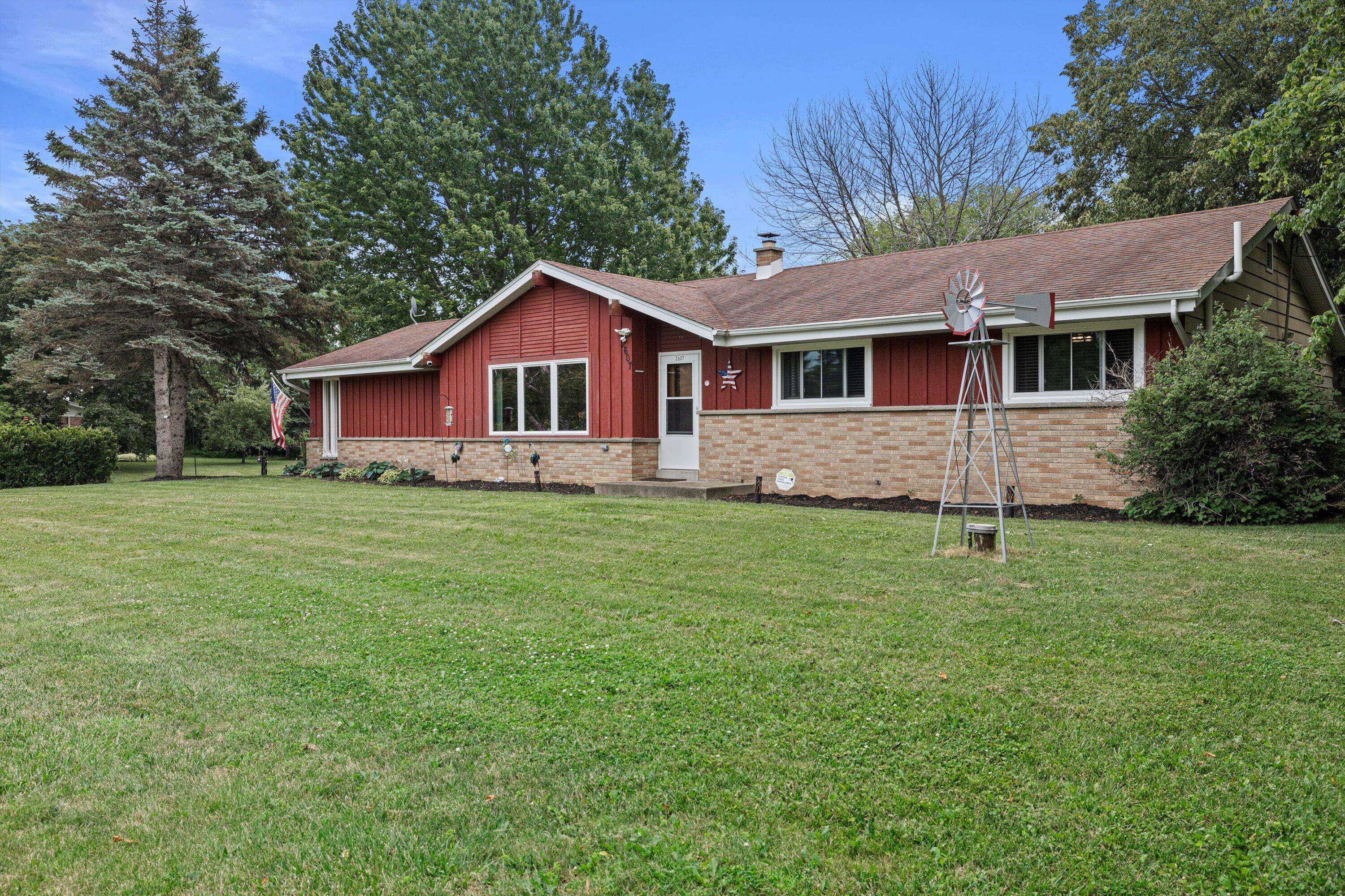 Somers, WI 53403,2607 1st St