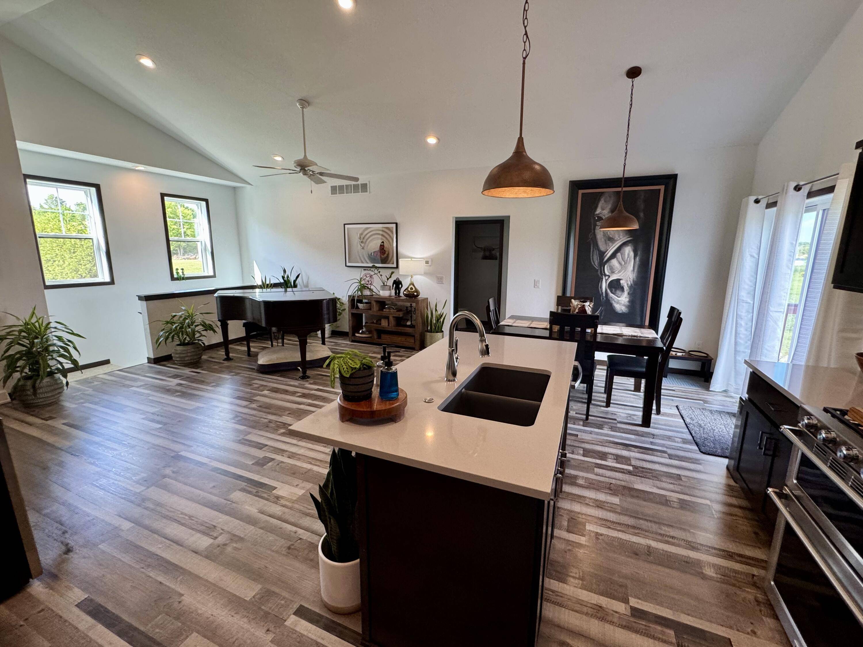 Kewaskum, WI 53040,727 Drumlin Dr